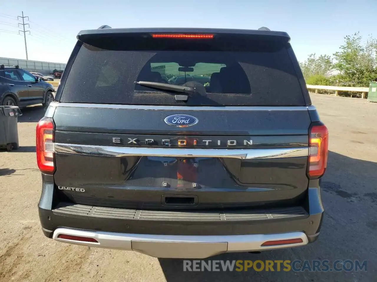6 Photograph of a damaged car 1FMJU2A82PEA31624 FORD EXPEDITION 2023