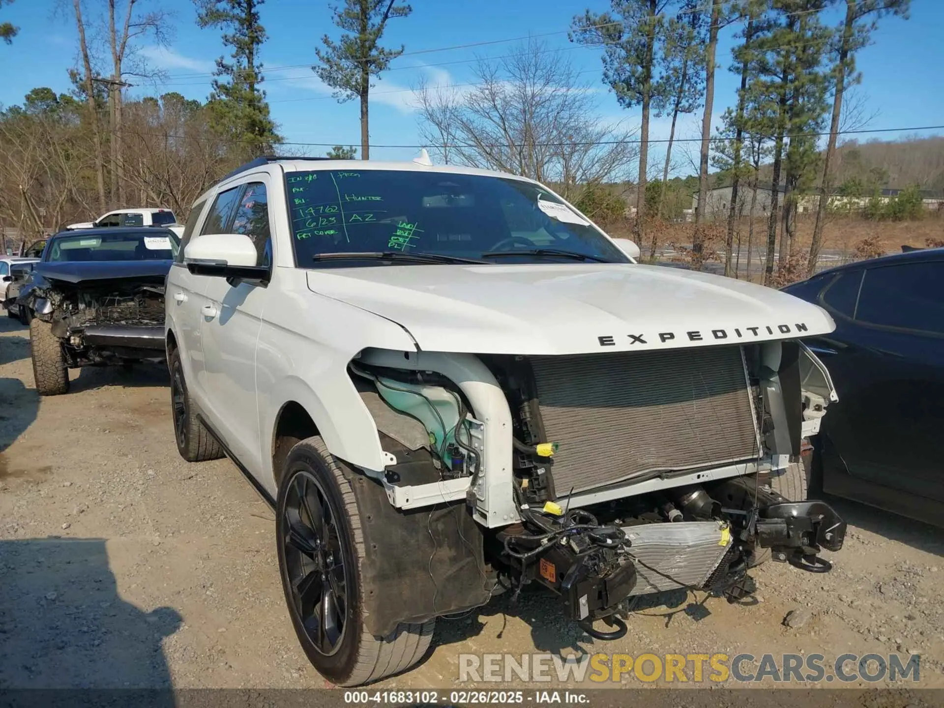 1 Photograph of a damaged car 1FMJU2A84PEA53365 FORD EXPEDITION 2023