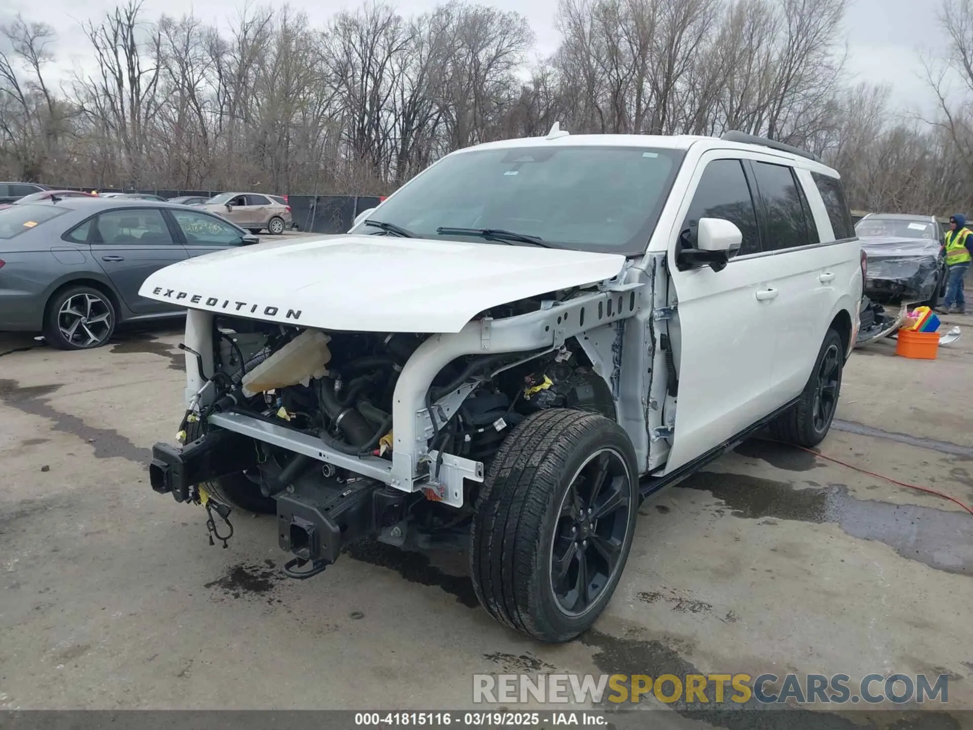 2 Photograph of a damaged car 1FMJU2A8XPEA34223 FORD EXPEDITION 2023