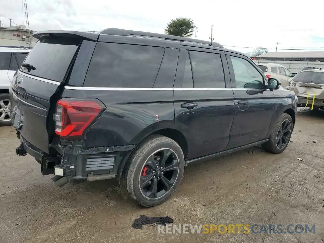 3 Photograph of a damaged car 1FMJU2AG5PEA39692 FORD EXPEDITION 2023