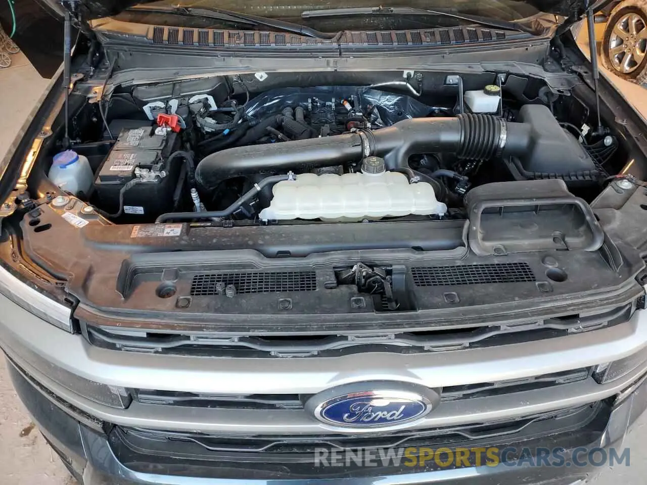 12 Photograph of a damaged car 1FMJK1H80REA52884 FORD EXPEDITION 2024