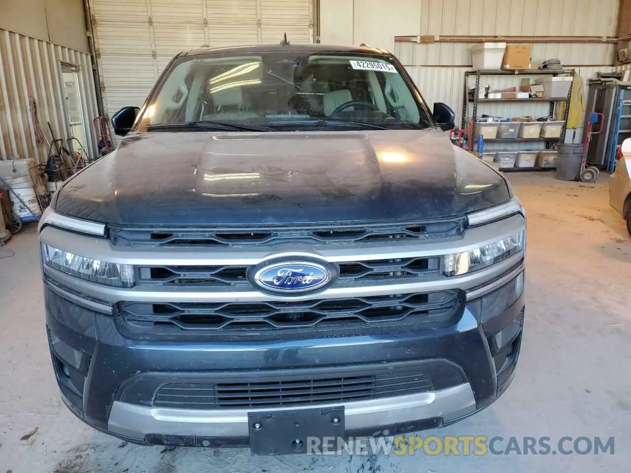 5 Photograph of a damaged car 1FMJK1H80REA52884 FORD EXPEDITION 2024