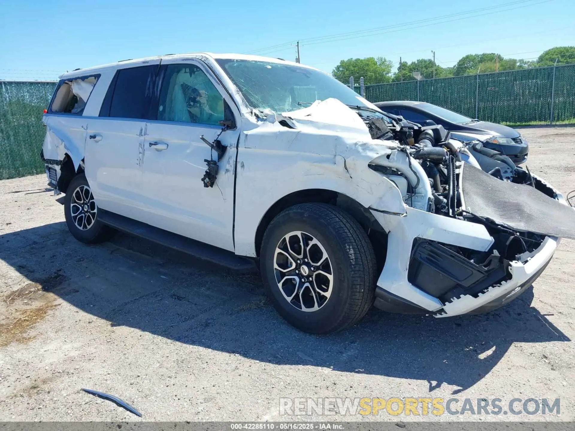 1 Photograph of a damaged car 1FMJK1H83REA29230 FORD EXPEDITION 2024