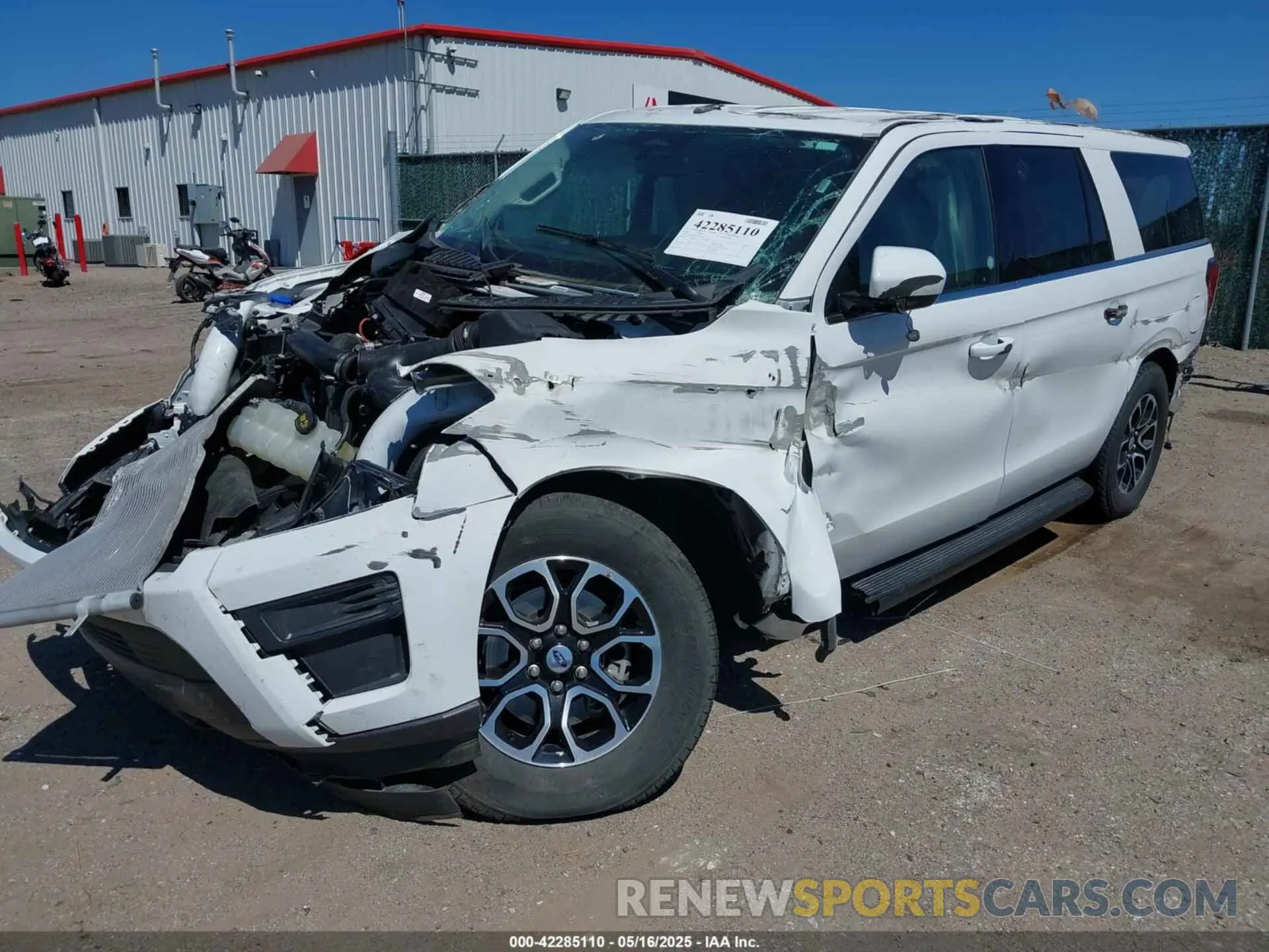 2 Photograph of a damaged car 1FMJK1H83REA29230 FORD EXPEDITION 2024