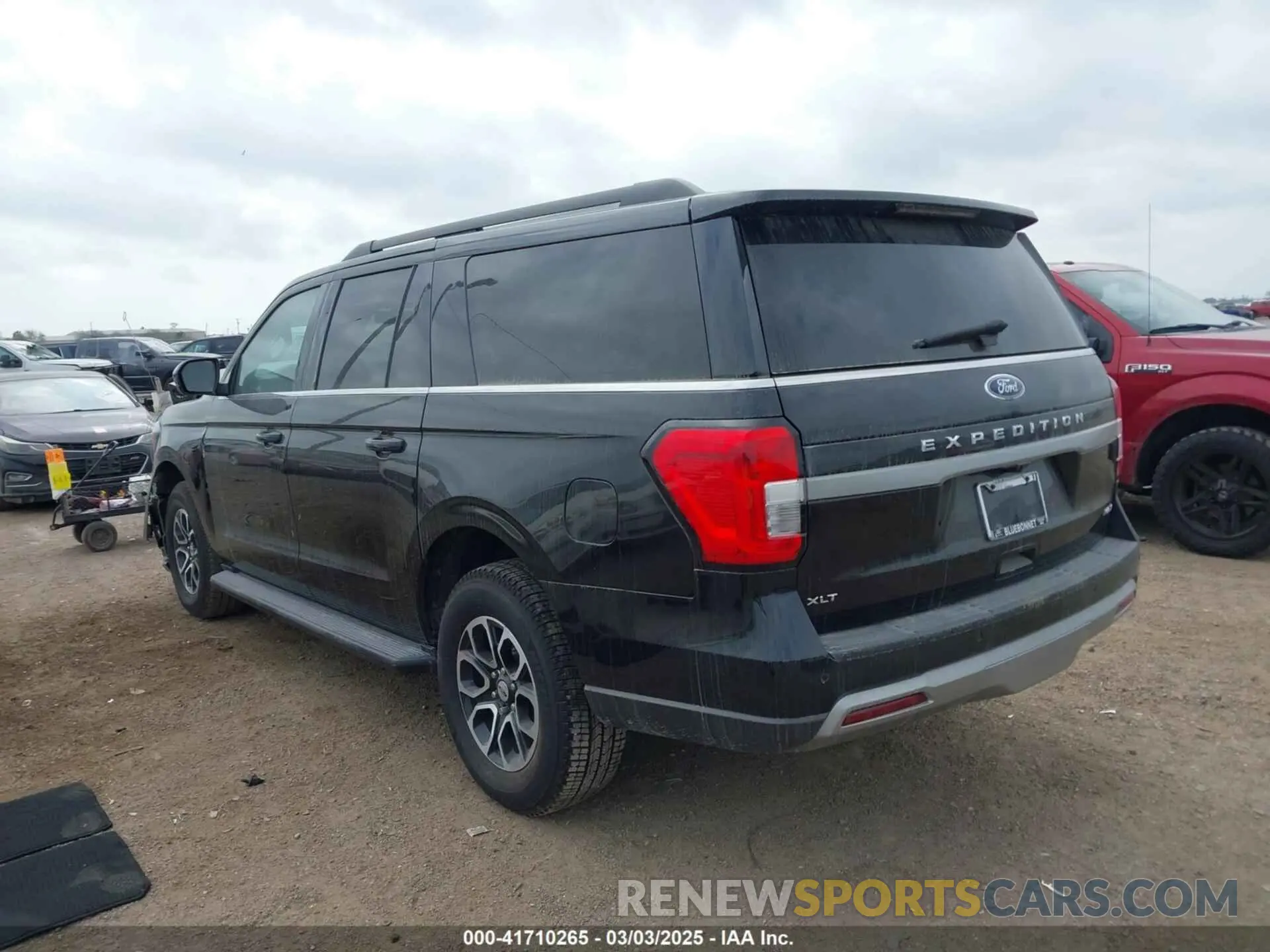 15 Photograph of a damaged car 1FMJK1H83REA78007 FORD EXPEDITION 2024