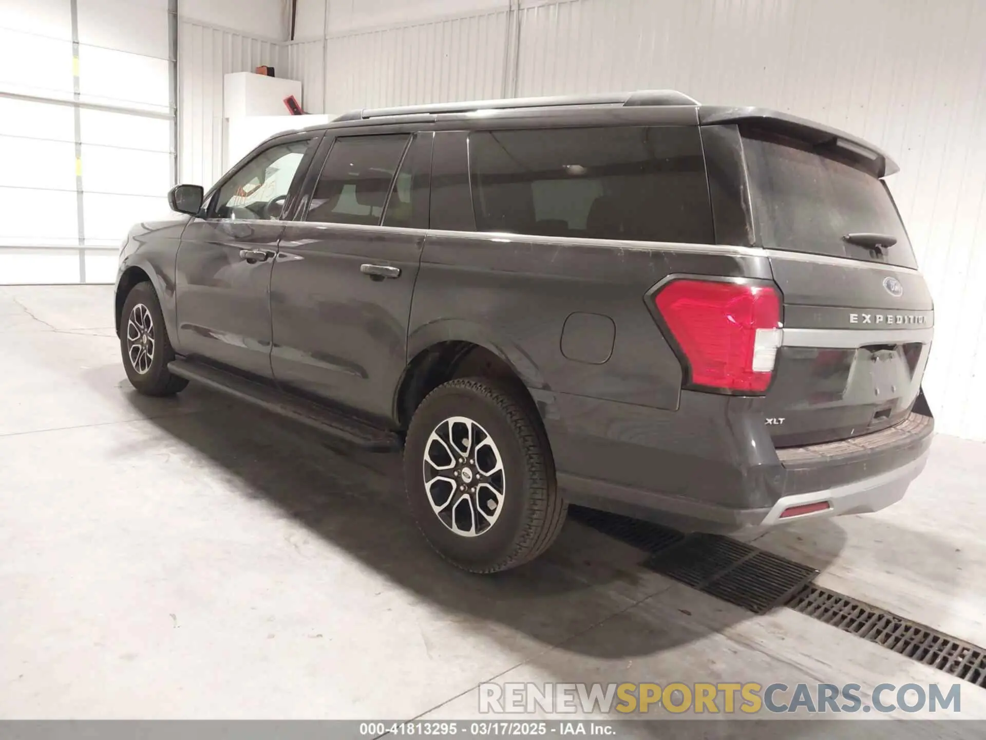 3 Фотография поврежденного автомобиля 1FMJK1H89REA50194 FORD EXPEDITION 2024