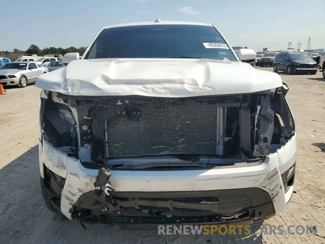 5 Photograph of a damaged car 1FMJK1H8XREA21951 FORD EXPEDITION 2024
