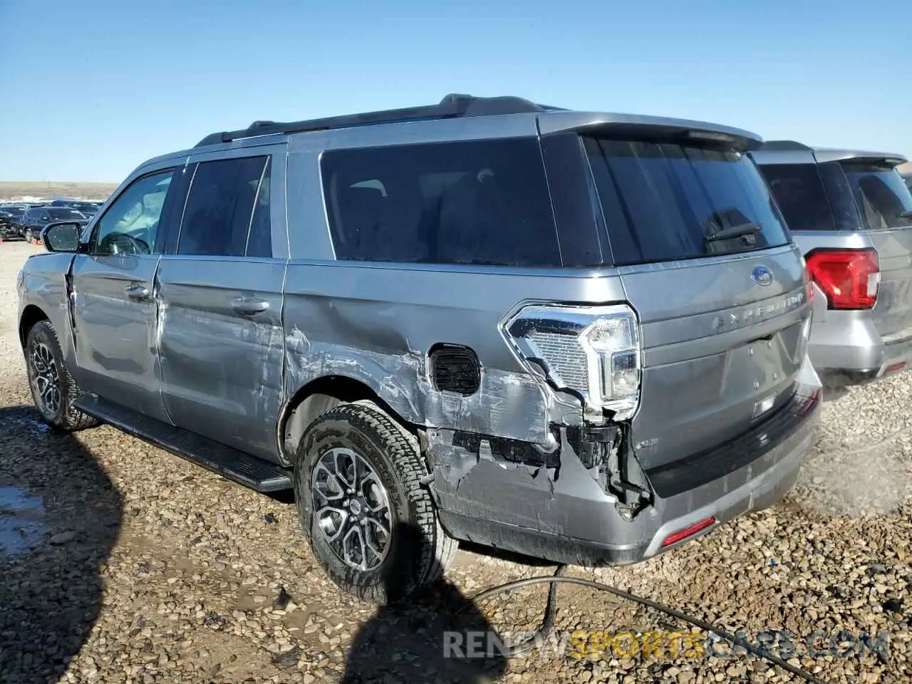 2 Фотография поврежденного автомобиля 1FMJK1J81REA10010 FORD EXPEDITION 2024