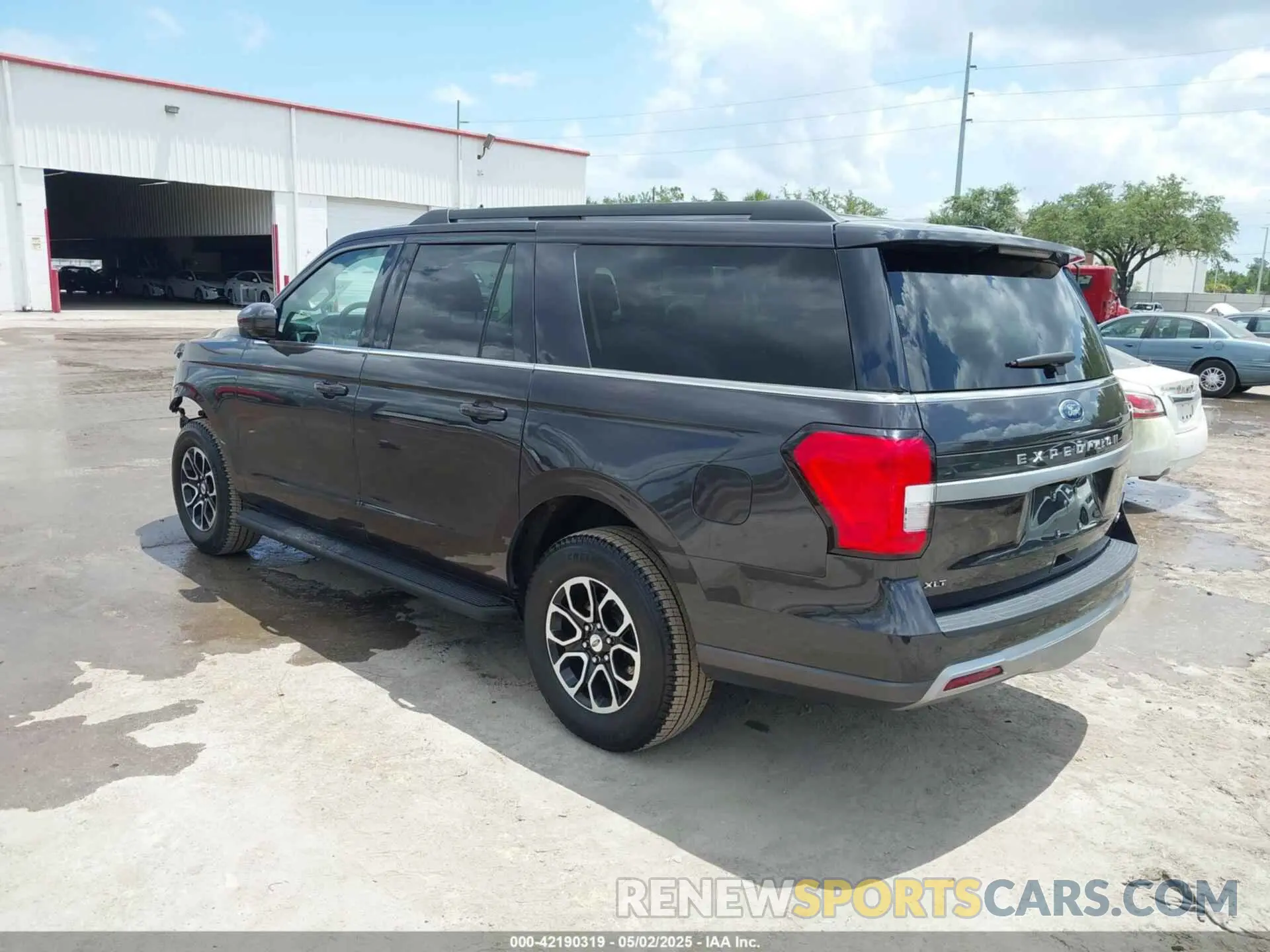 3 Фотография поврежденного автомобиля 1FMJK1J83REA31036 FORD EXPEDITION 2024