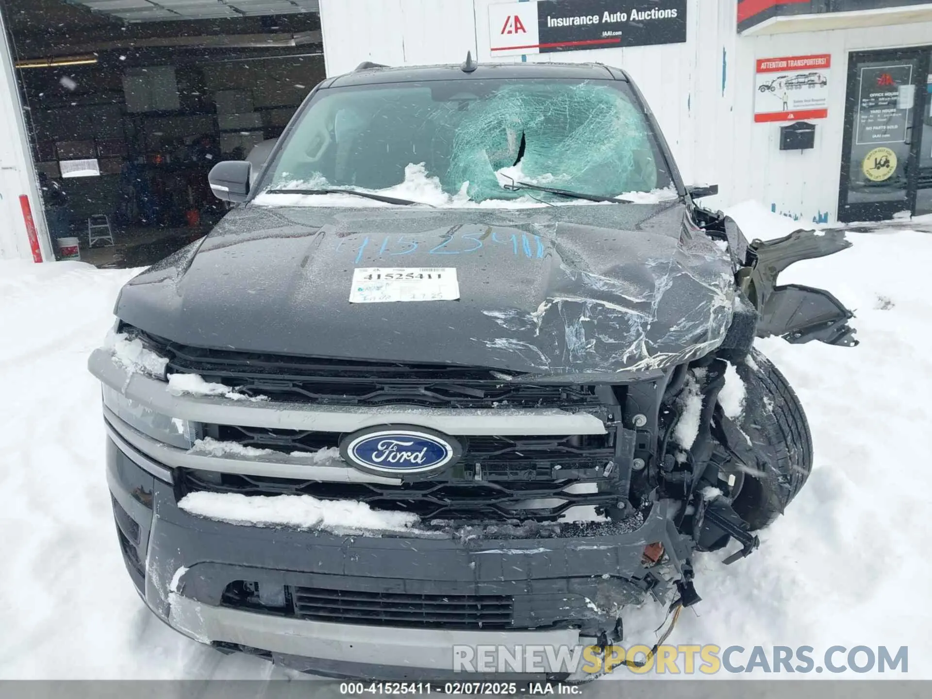 6 Photograph of a damaged car 1FMJK1J83REA98073 FORD EXPEDITION 2024