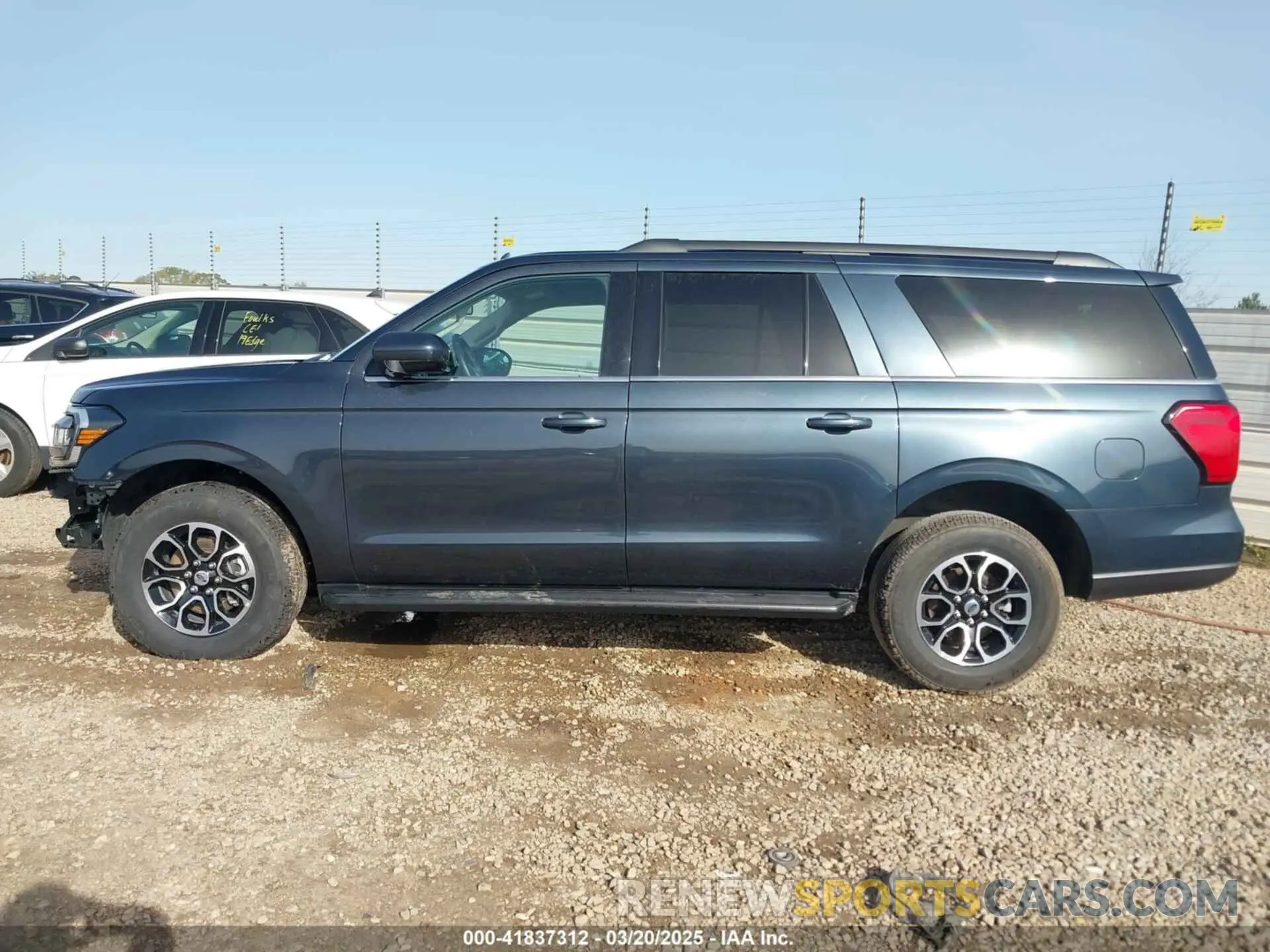 14 Фотография поврежденного автомобиля 1FMJK1J84REA22720 FORD EXPEDITION 2024