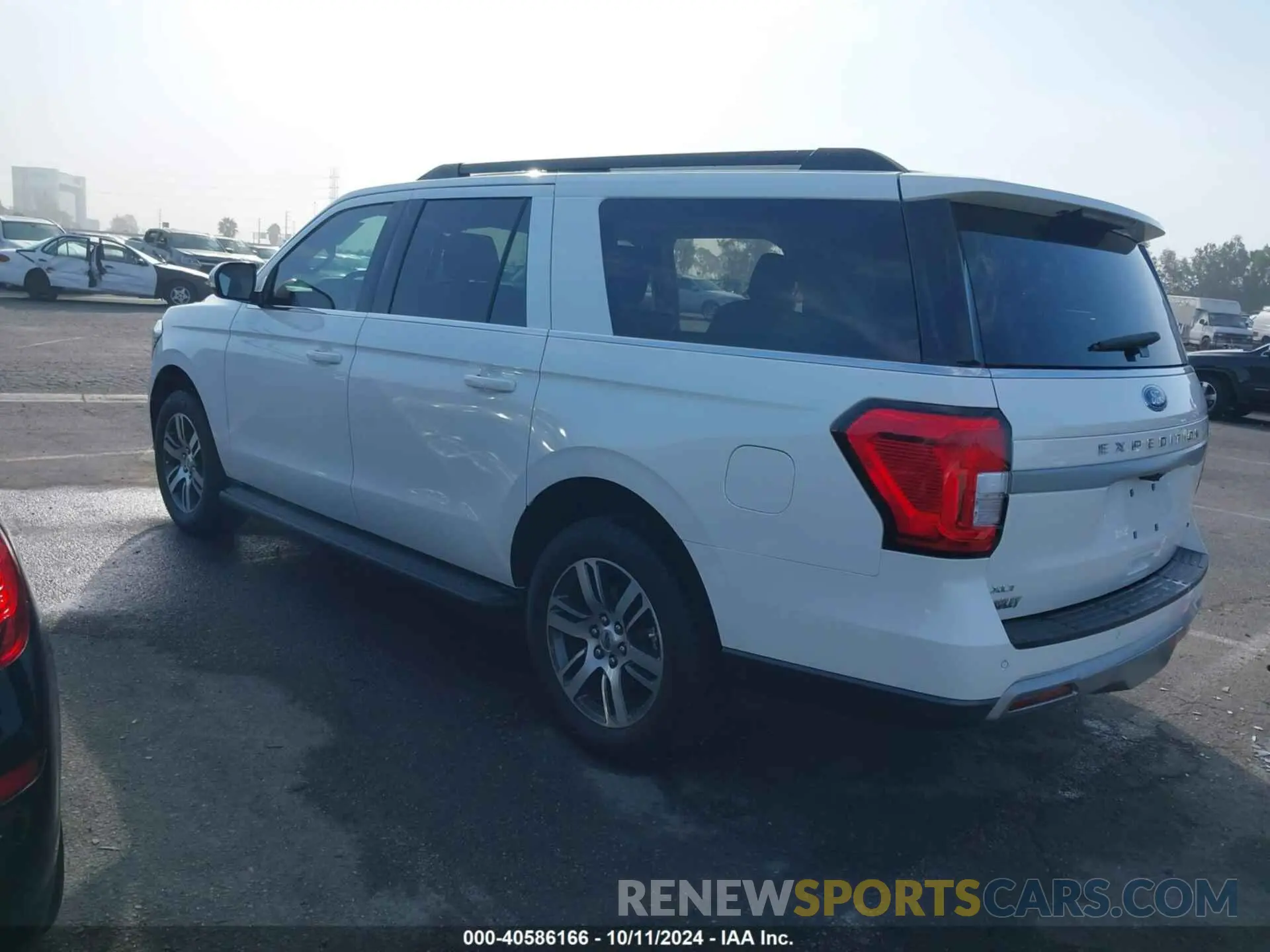 3 Photograph of a damaged car 1FMJK1J87REA15468 FORD EXPEDITION 2024