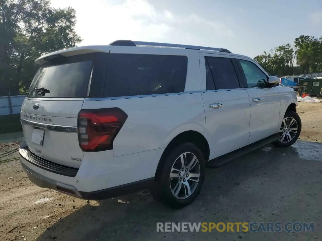 3 Фотография поврежденного автомобиля 1FMJK1K80REA33468 FORD EXPEDITION 2024