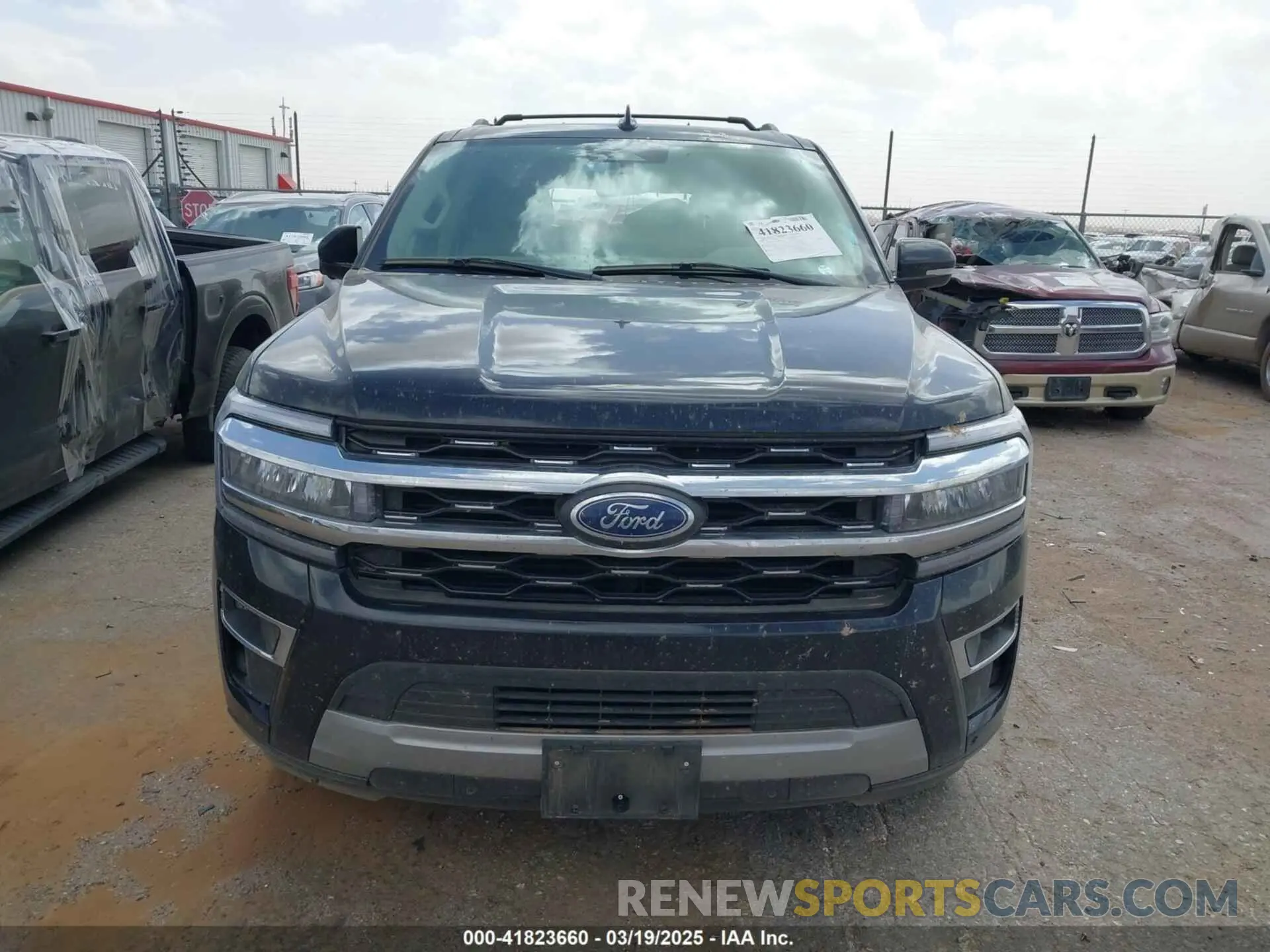 12 Фотография поврежденного автомобиля 1FMJK1K80REB13840 FORD EXPEDITION 2024