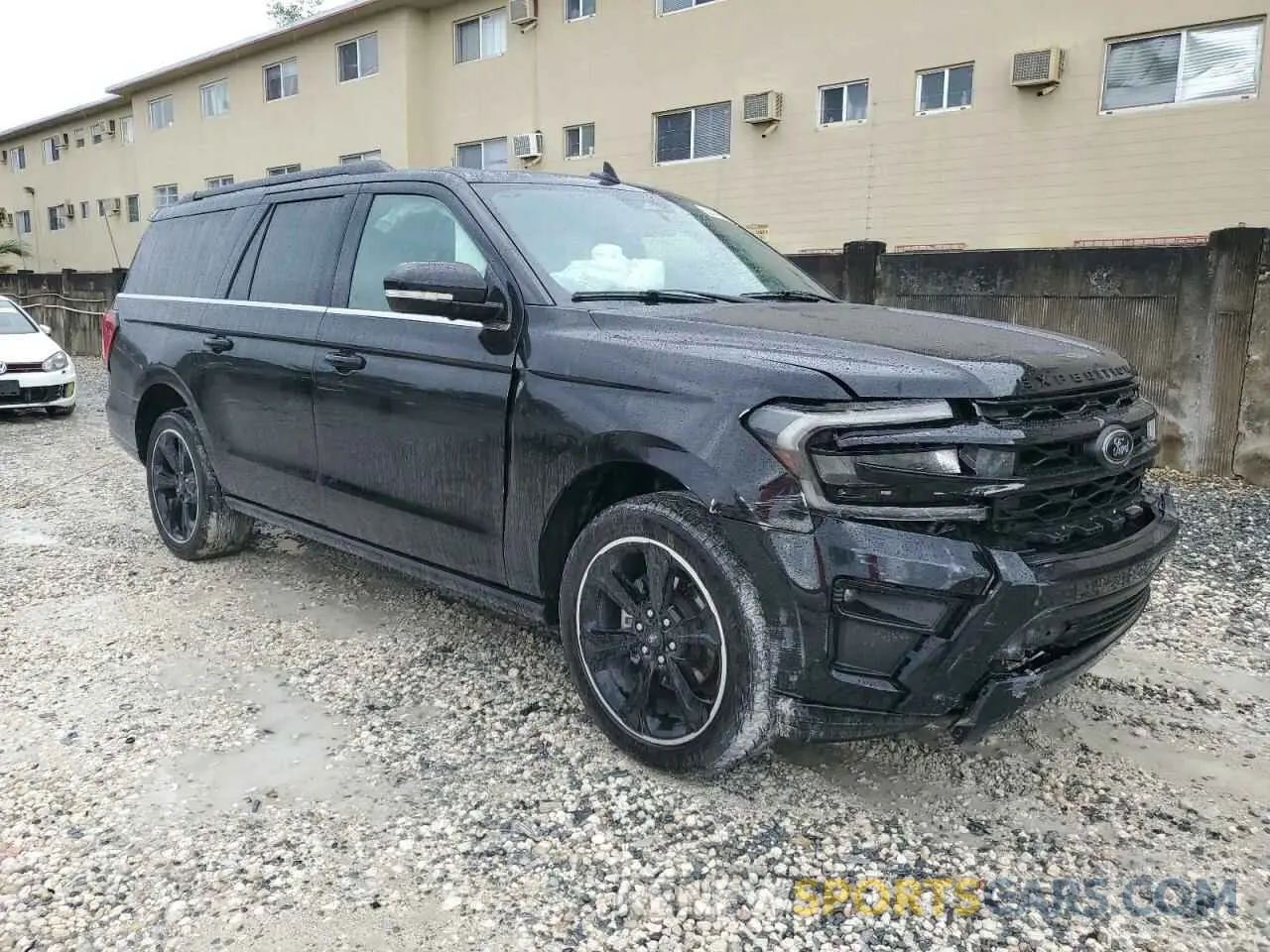 4 Photograph of a damaged car 1FMJK1K81REA06571 FORD EXPEDITION 2024