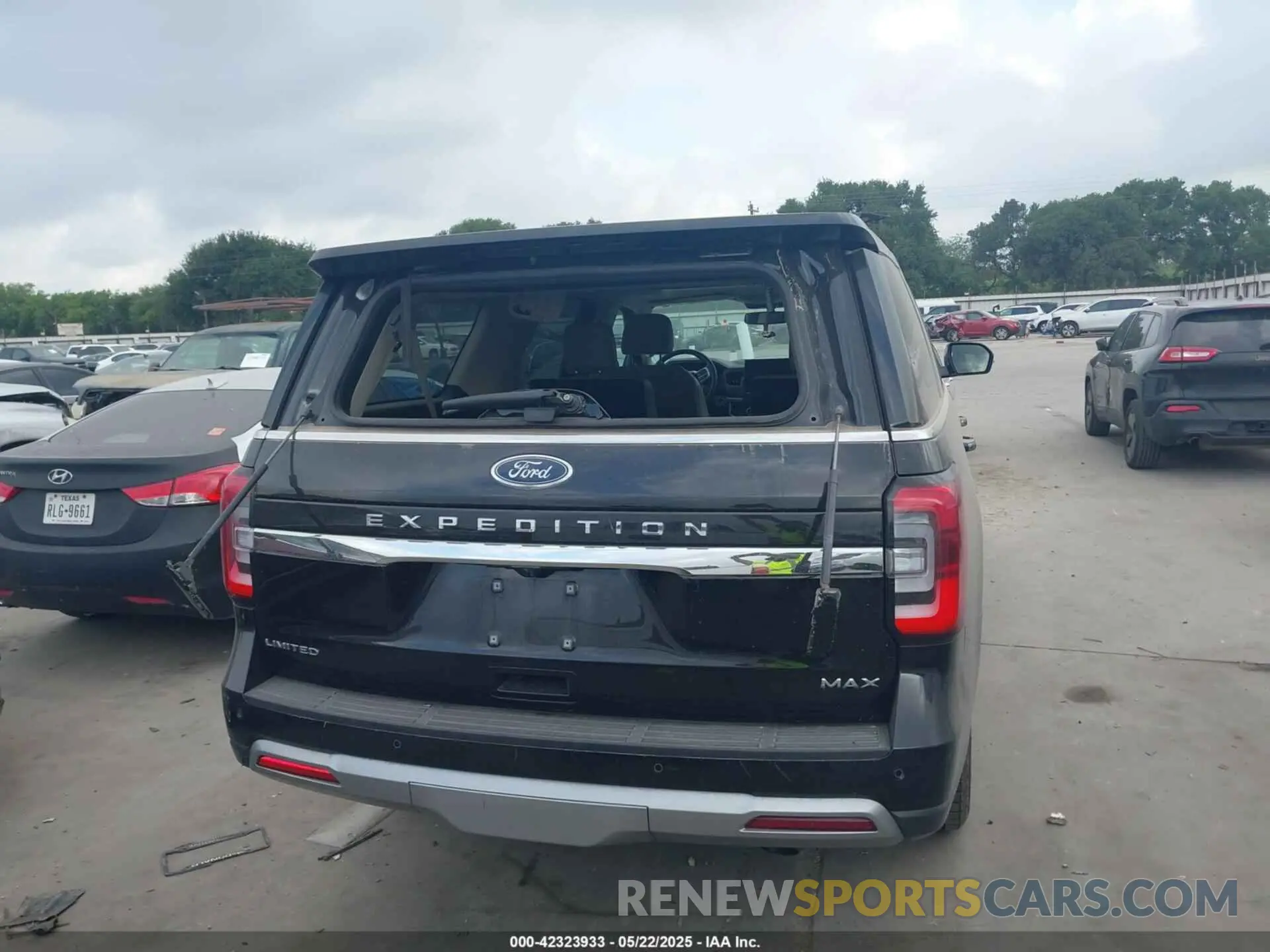 16 Фотография поврежденного автомобиля 1FMJK1K85REA27570 FORD EXPEDITION 2024