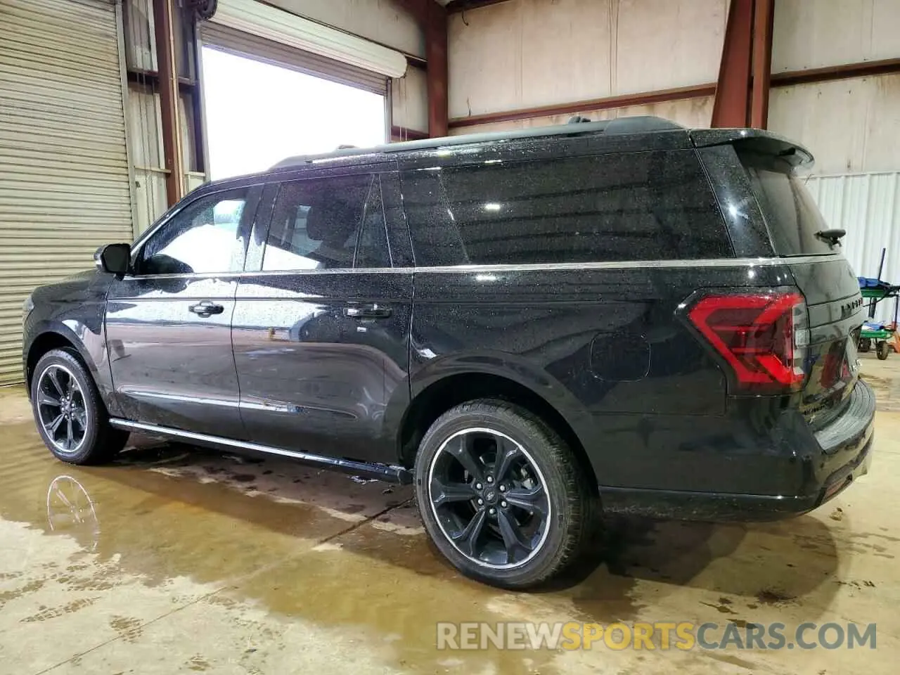 2 Фотография поврежденного автомобиля 1FMJK1K88REA01061 FORD EXPEDITION 2024