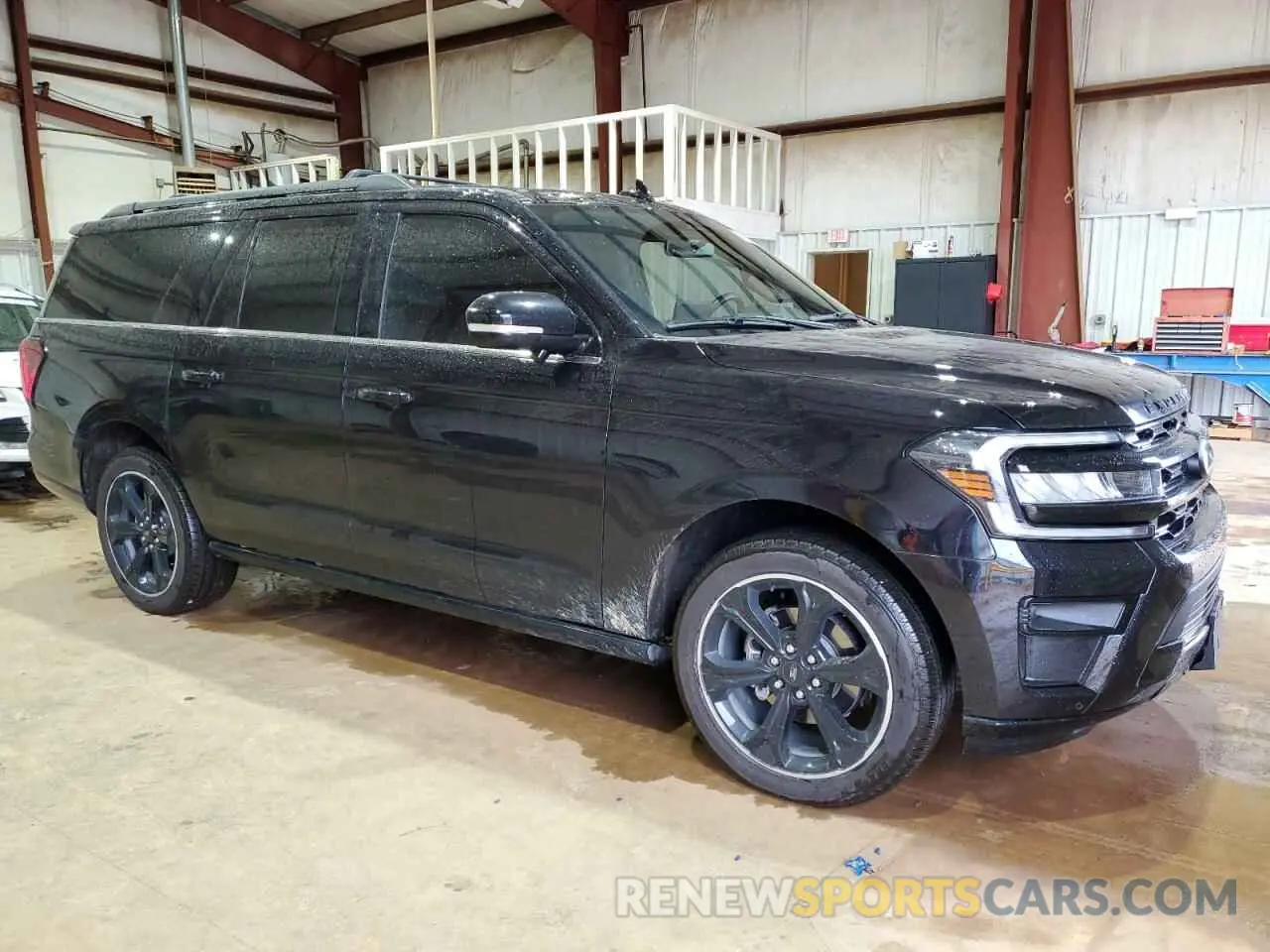 4 Фотография поврежденного автомобиля 1FMJK1K88REA01061 FORD EXPEDITION 2024