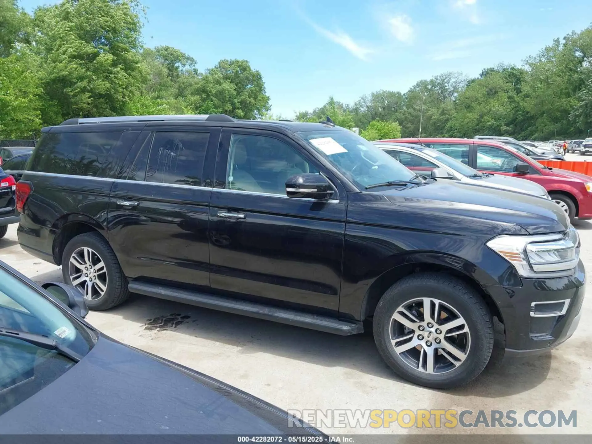 13 Photograph of a damaged car 1FMJK1K88REA28745 FORD EXPEDITION 2024