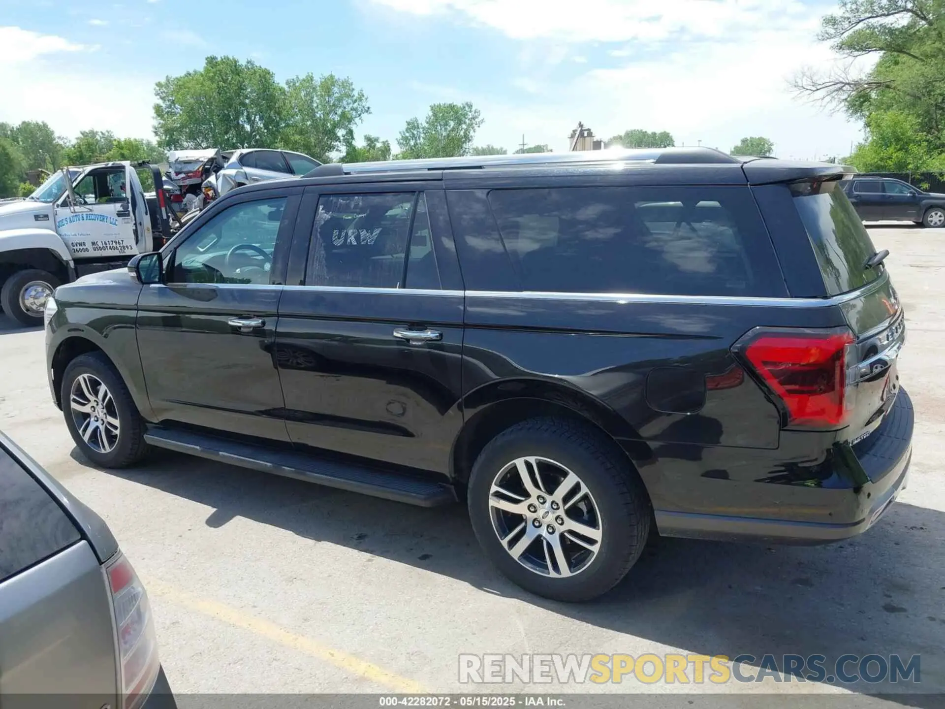 14 Photograph of a damaged car 1FMJK1K88REA28745 FORD EXPEDITION 2024