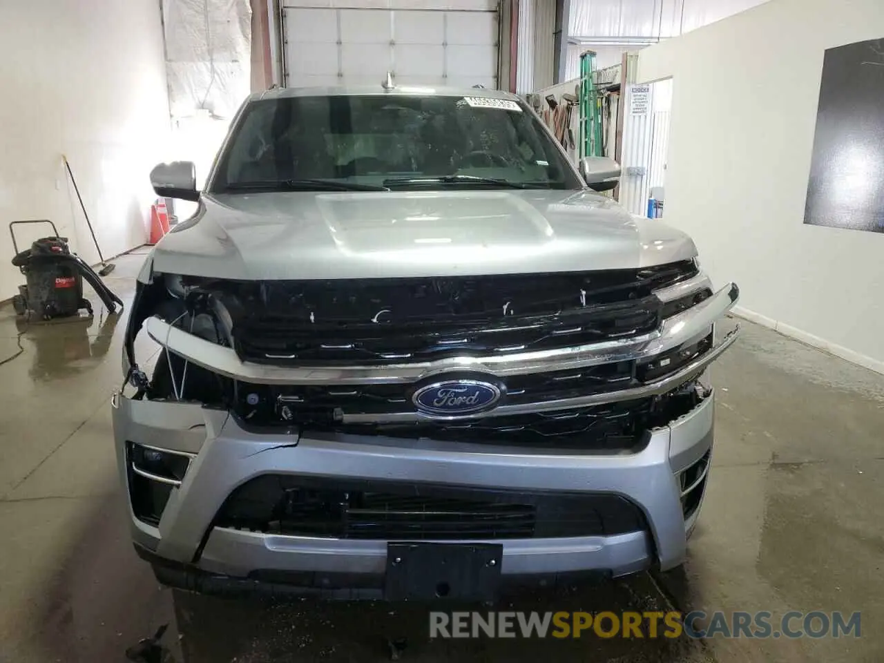 5 Photograph of a damaged car 1FMJK2A83REA29034 FORD EXPEDITION 2024