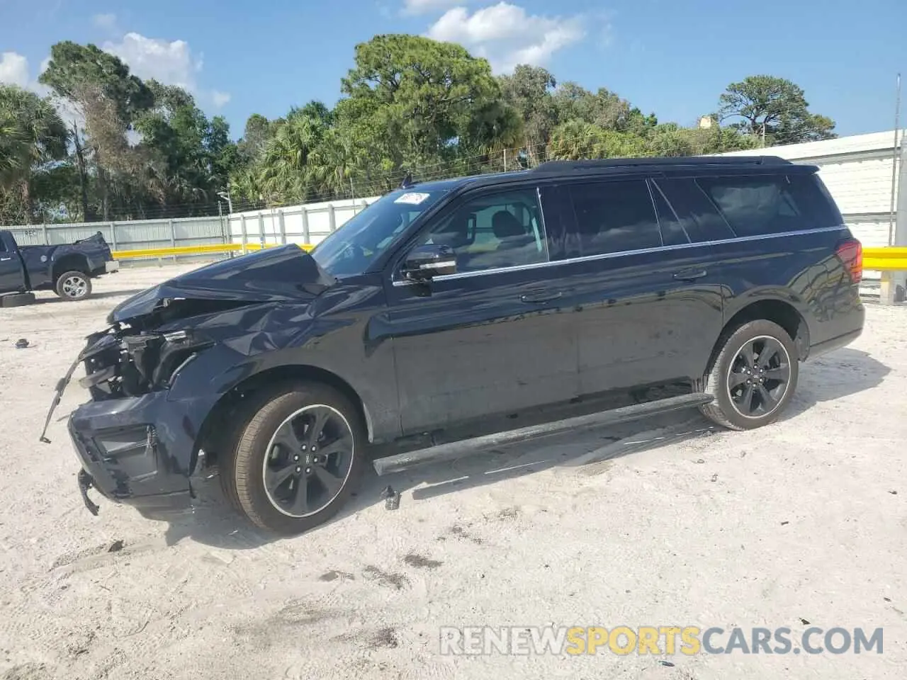 1 Photograph of a damaged car 1FMJK2A83REB14942 FORD EXPEDITION 2024