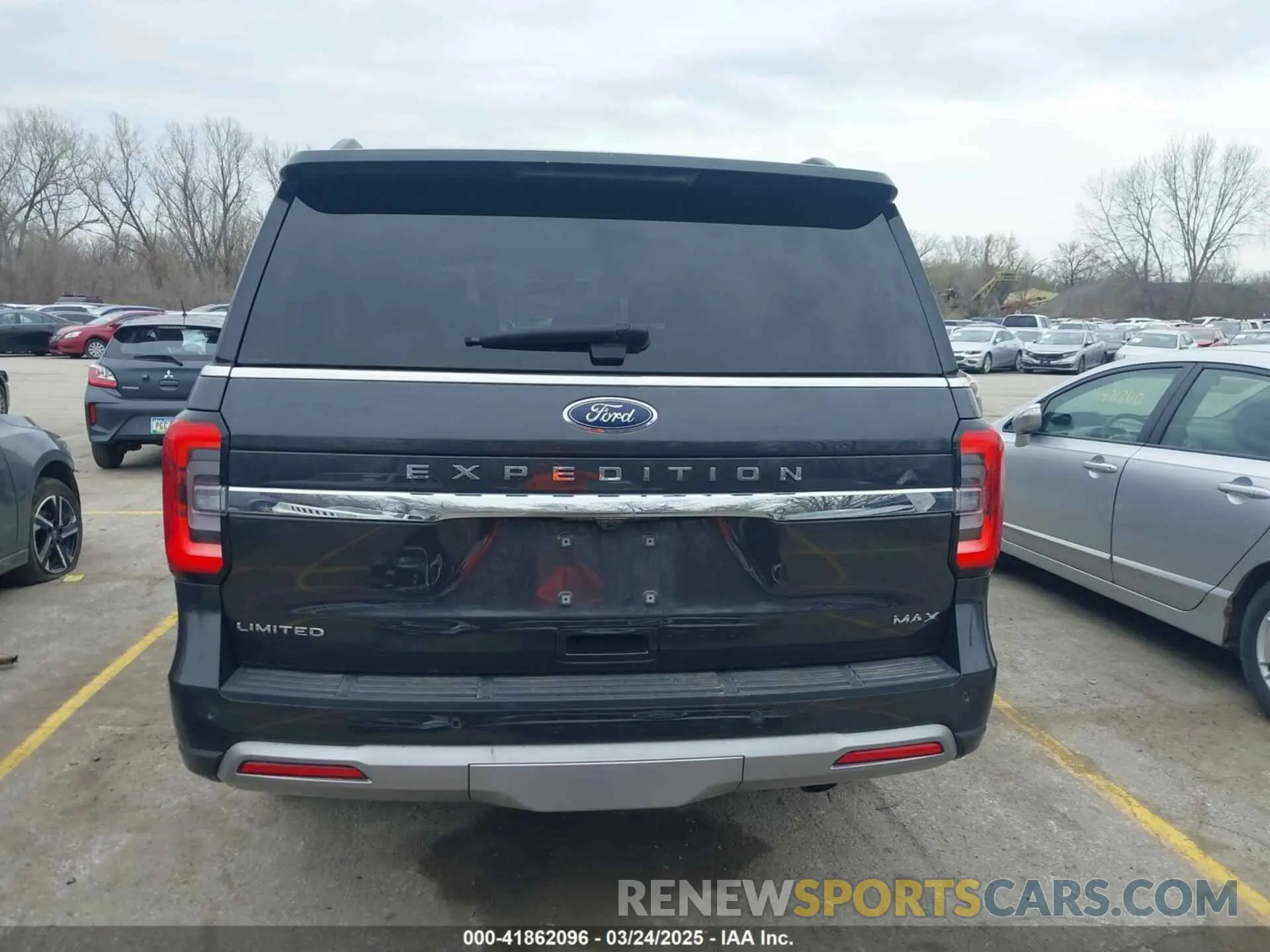 17 Фотография поврежденного автомобиля 1FMJK2A84REA40978 FORD EXPEDITION 2024