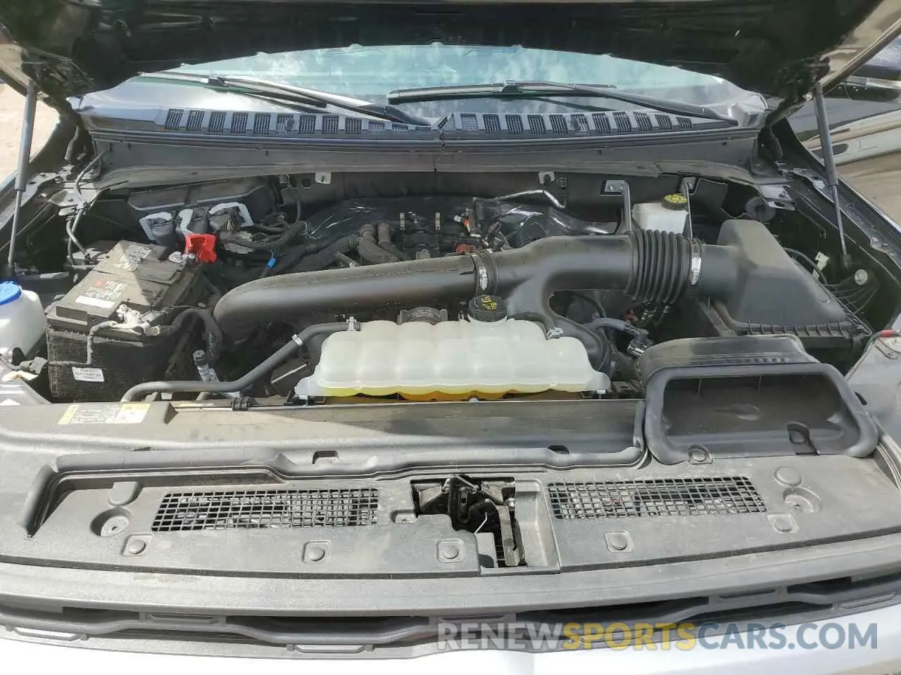12 Photograph of a damaged car 1FMJU1H81REA55710 FORD EXPEDITION 2024