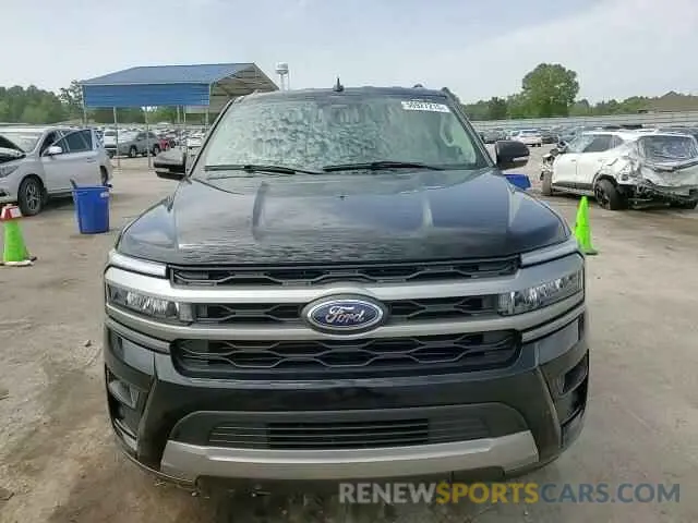 14 Photograph of a damaged car 1FMJU1H81REA55710 FORD EXPEDITION 2024