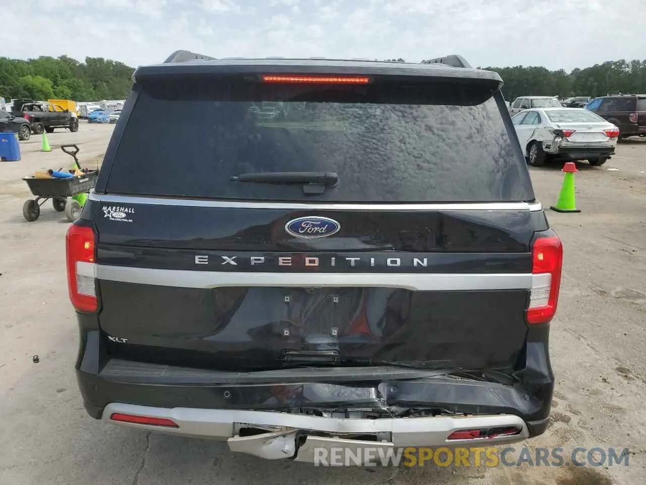 6 Photograph of a damaged car 1FMJU1H81REA55710 FORD EXPEDITION 2024