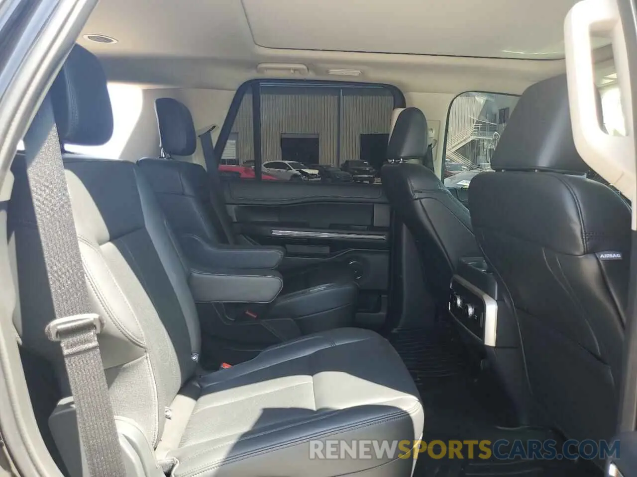 11 Фотография поврежденного автомобиля 1FMJU1H88REA96240 FORD EXPEDITION 2024