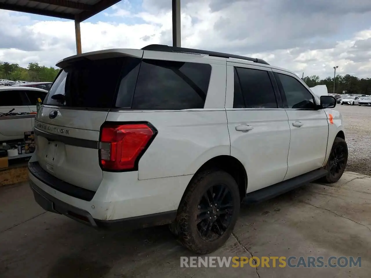 3 Photograph of a damaged car 1FMJU1H8XREA21264 FORD EXPEDITION 2024