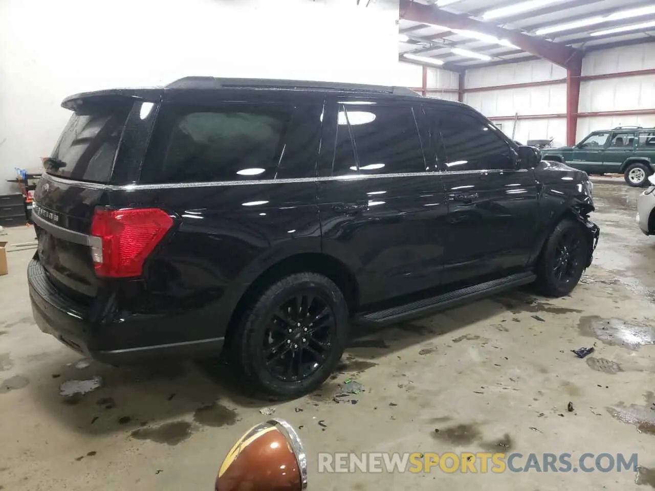 3 Photograph of a damaged car 1FMJU1J81REA29831 FORD EXPEDITION 2024