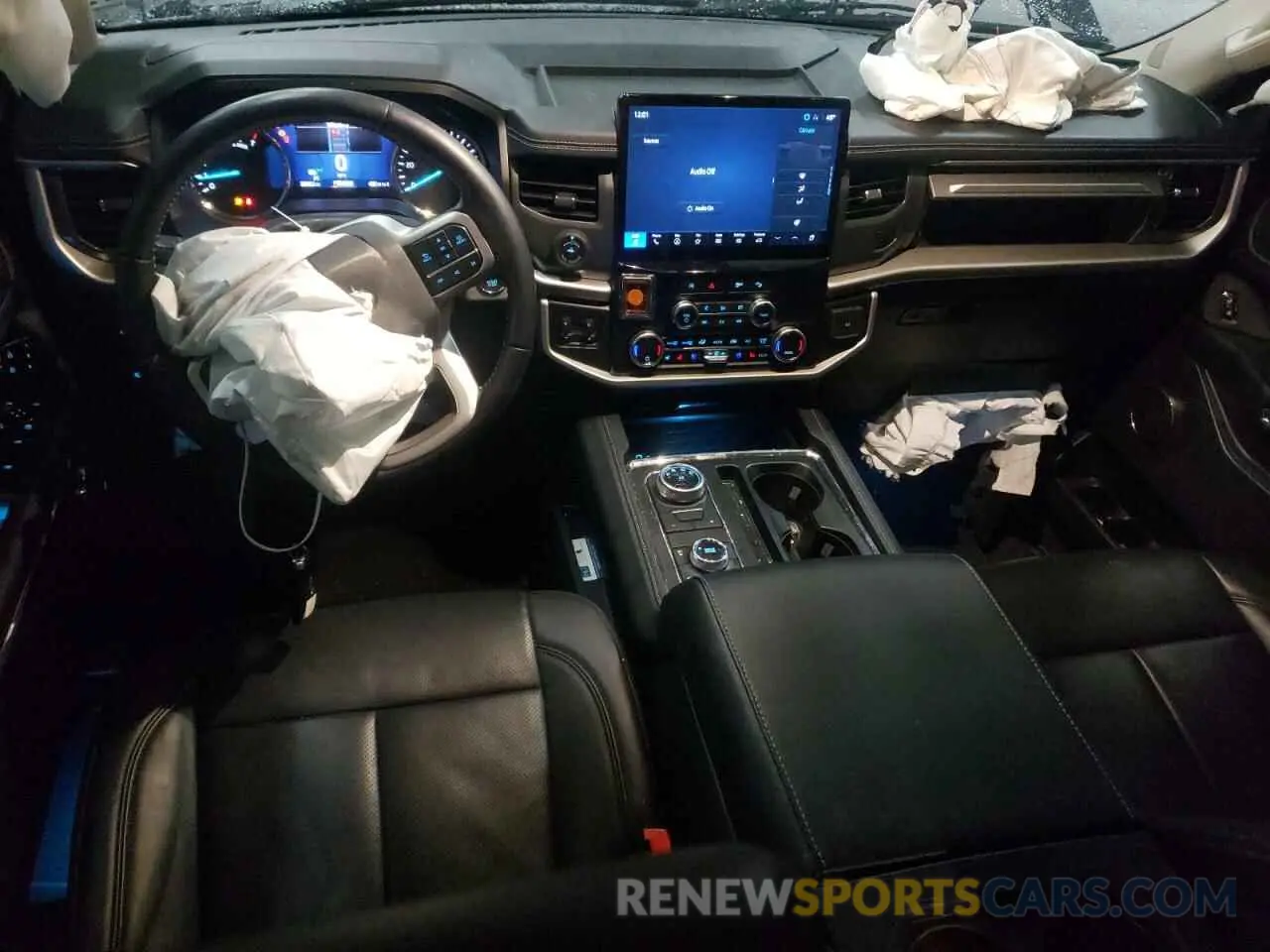 8 Photograph of a damaged car 1FMJU1J81REA29831 FORD EXPEDITION 2024