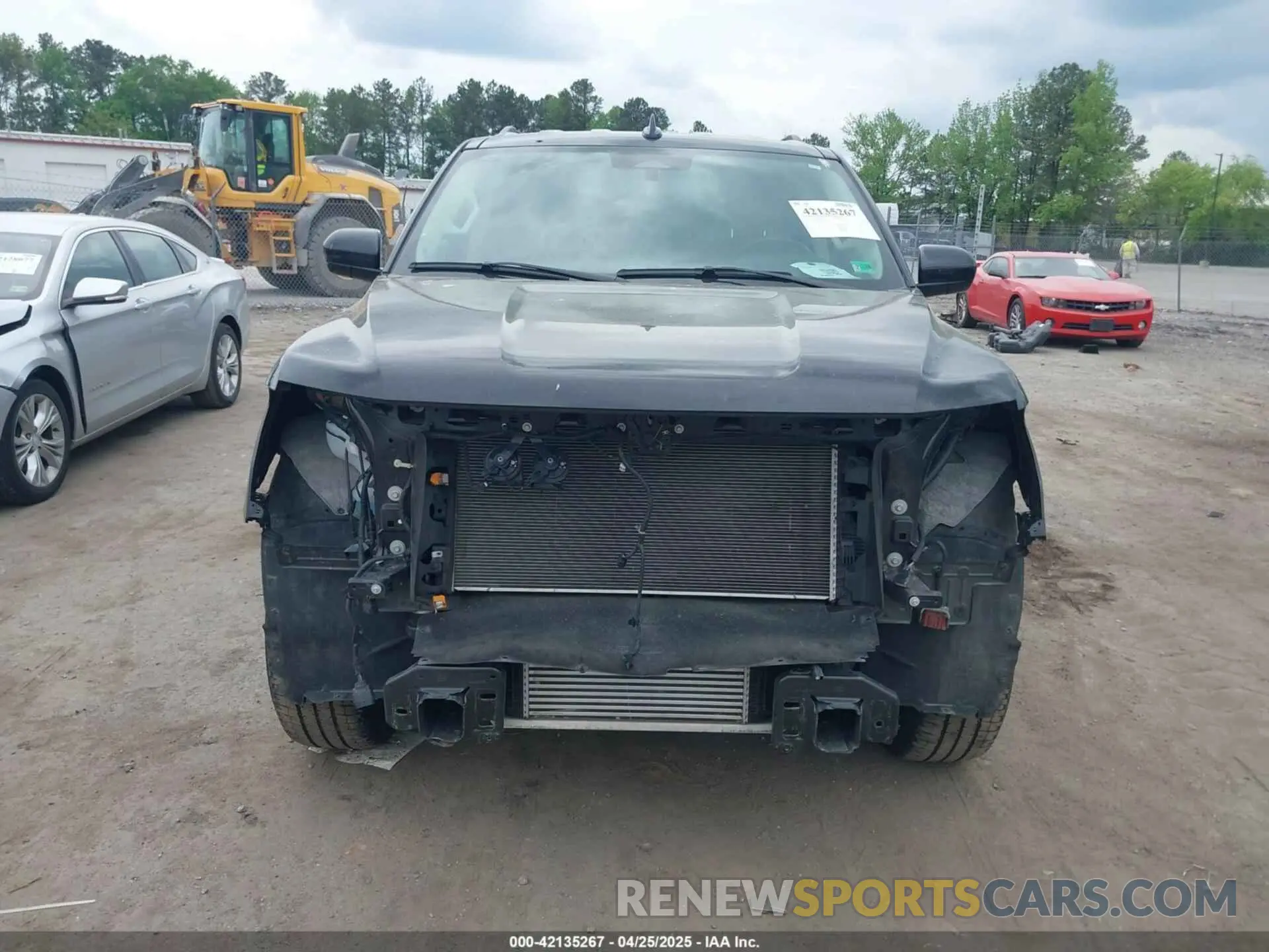 12 Photograph of a damaged car 1FMJU1J86REA25838 FORD EXPEDITION 2024