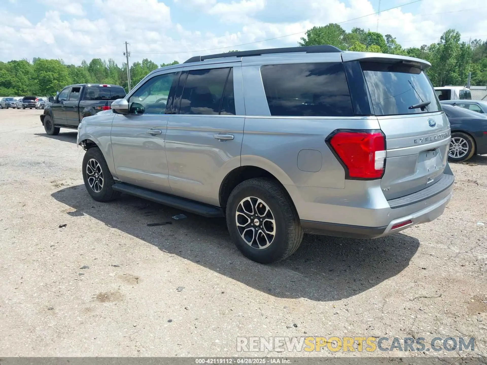 3 Фотография поврежденного автомобиля 1FMJU1J89REA25669 FORD EXPEDITION 2024