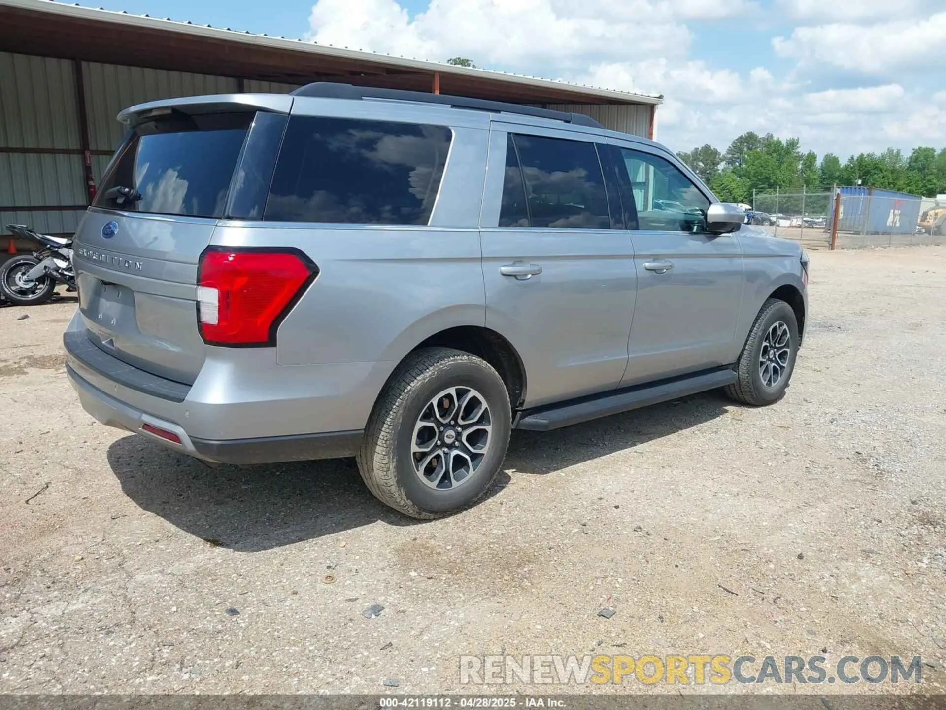 4 Фотография поврежденного автомобиля 1FMJU1J89REA25669 FORD EXPEDITION 2024