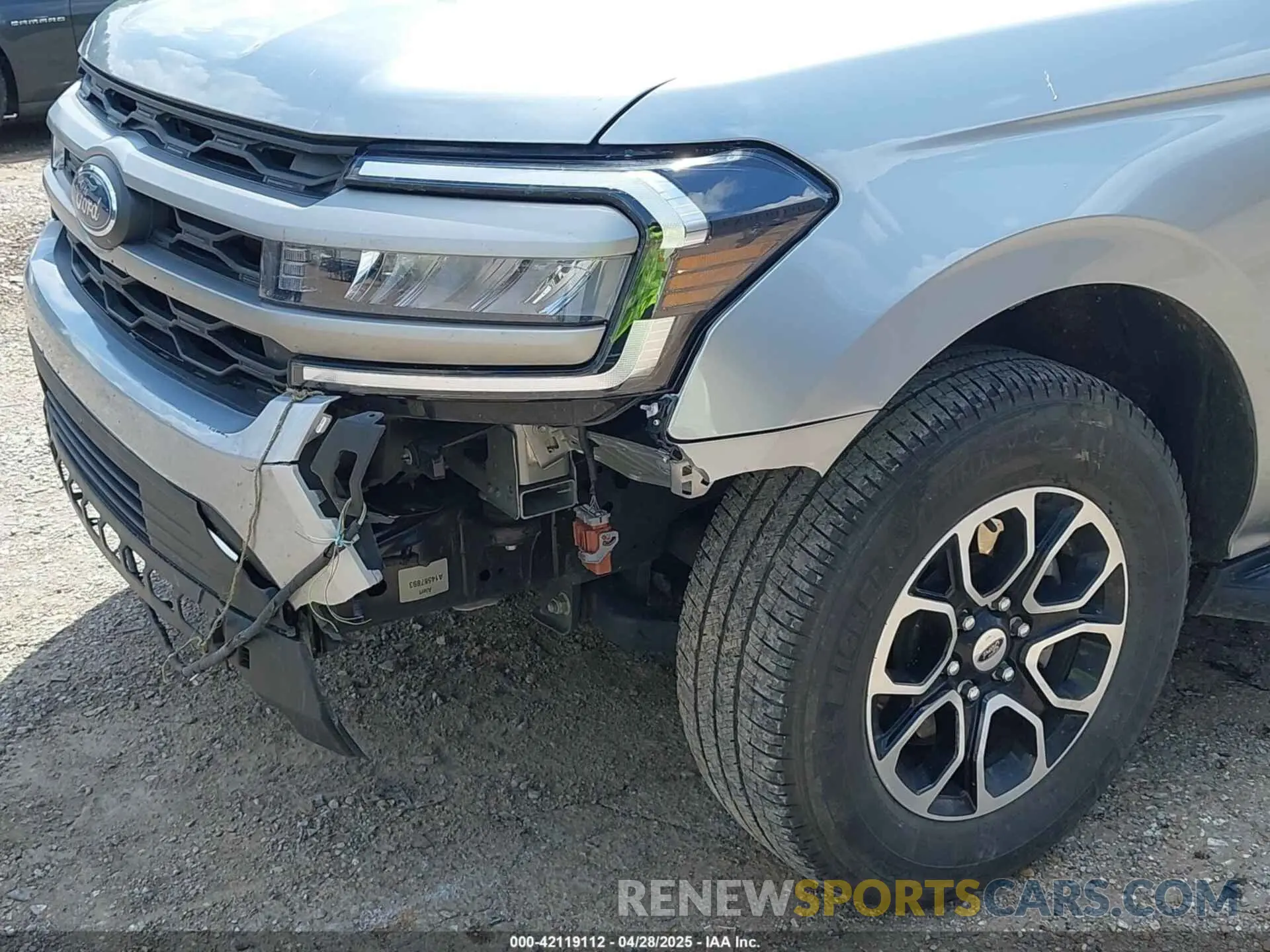6 Фотография поврежденного автомобиля 1FMJU1J89REA25669 FORD EXPEDITION 2024