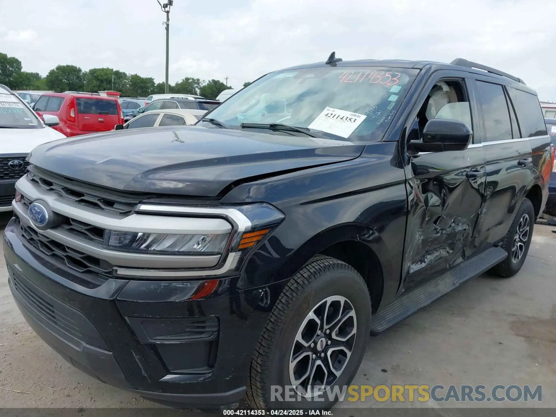 17 Фотография поврежденного автомобиля 1FMJU1J8XREA41234 FORD EXPEDITION 2024