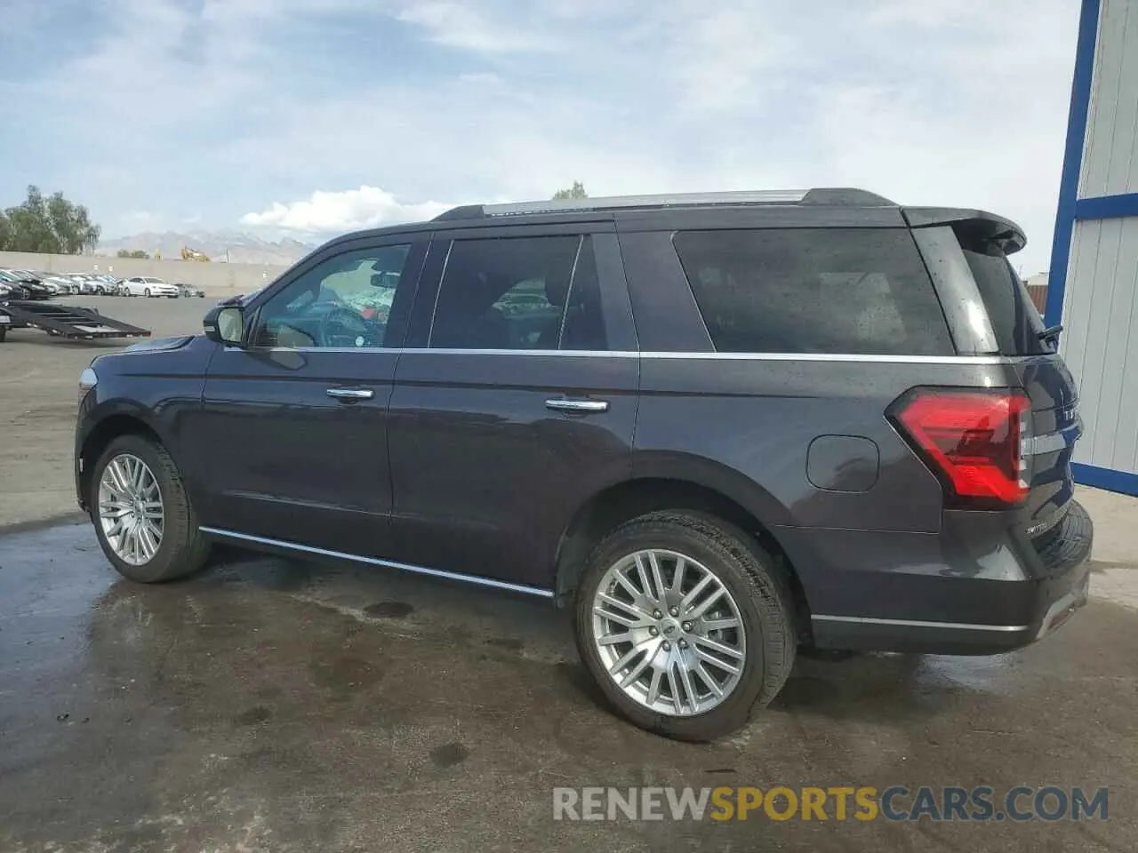 2 Photograph of a damaged car 1FMJU1K84REA23651 FORD EXPEDITION 2024