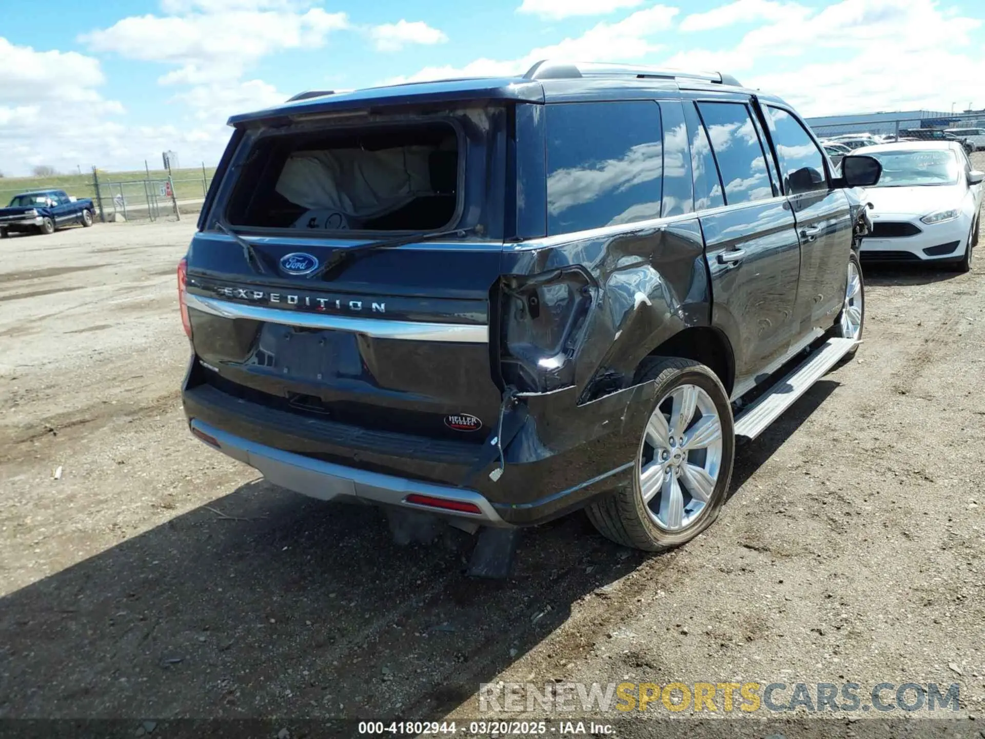 4 Фотография поврежденного автомобиля 1FMJU1M8XREA69417 FORD EXPEDITION 2024