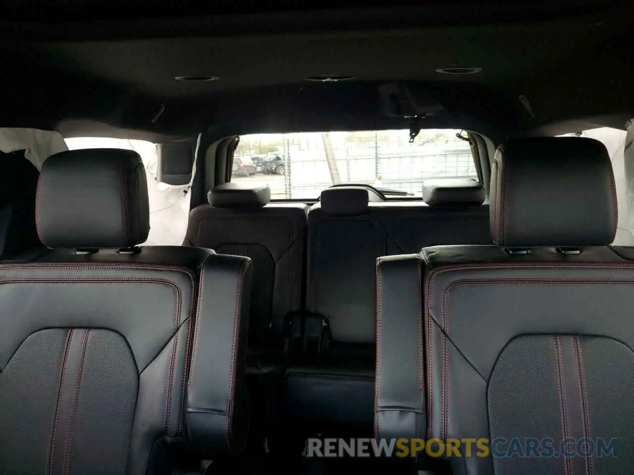 10 Фотография поврежденного автомобиля 1FMJU2A81REA82227 FORD EXPEDITION 2024