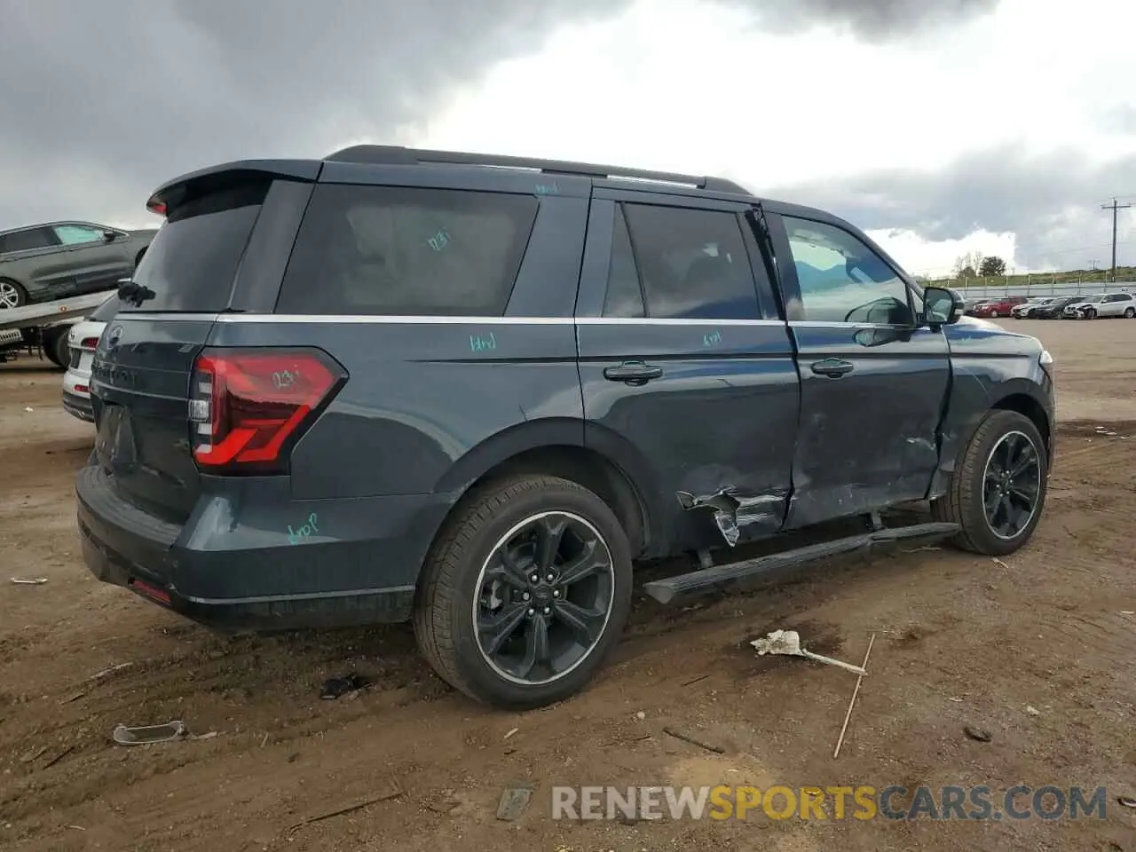 3 Фотография поврежденного автомобиля 1FMJU2A81REA82227 FORD EXPEDITION 2024