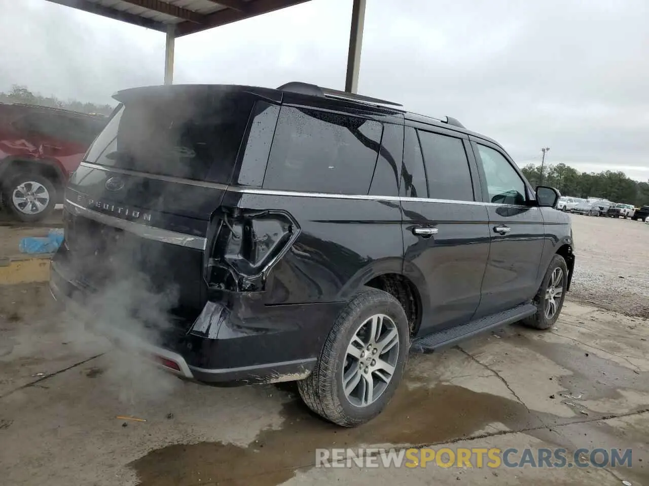 3 Photograph of a damaged car 1FMJU2A84REA53658 FORD EXPEDITION 2024