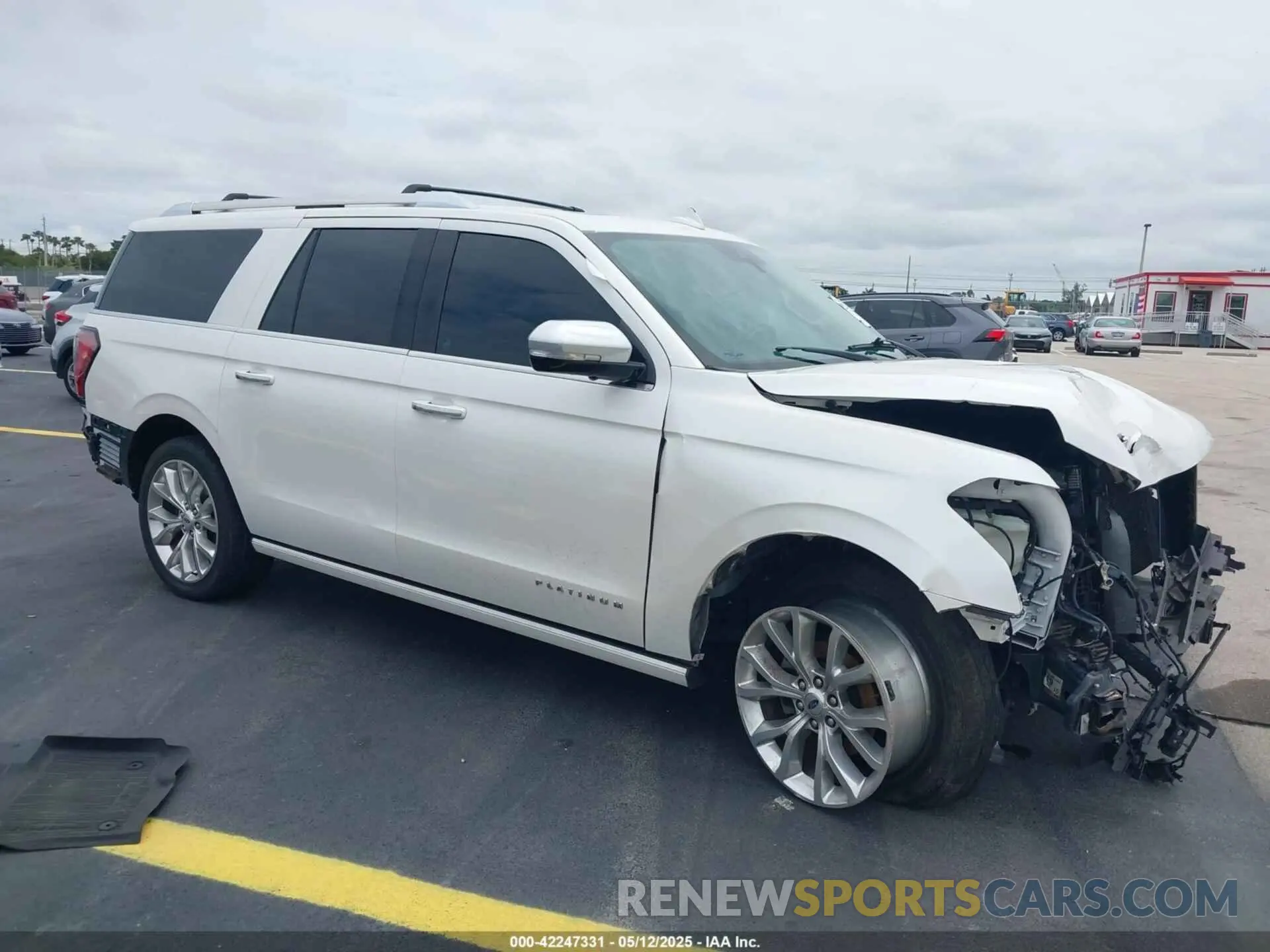 1 Photograph of a damaged car 1FMJK1LT3KEA56753 FORD EXPEDITION MAX 2019