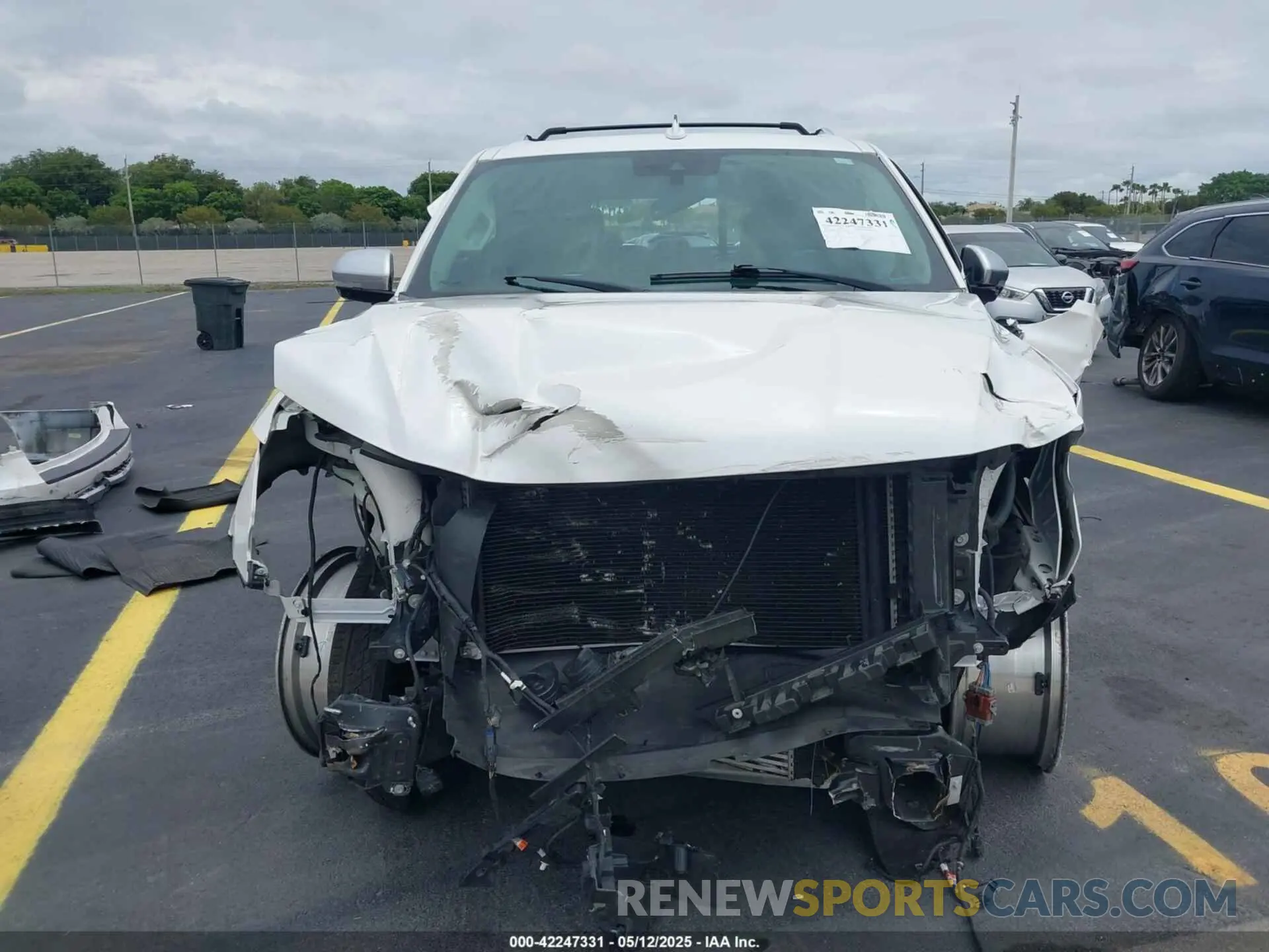 12 Photograph of a damaged car 1FMJK1LT3KEA56753 FORD EXPEDITION MAX 2019
