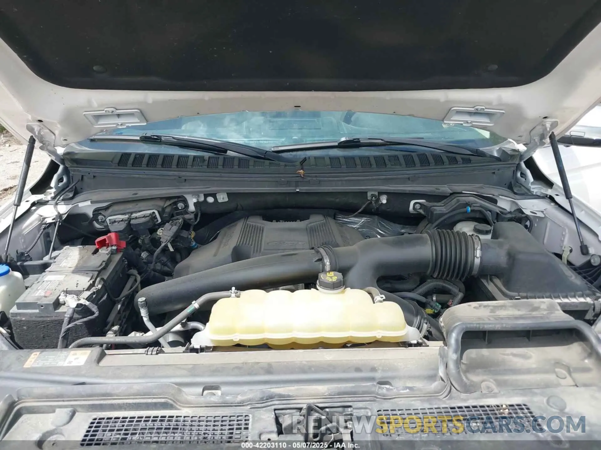 10 Photograph of a damaged car 1FMJK1MT1KEA88292 FORD EXPEDITION MAX 2019