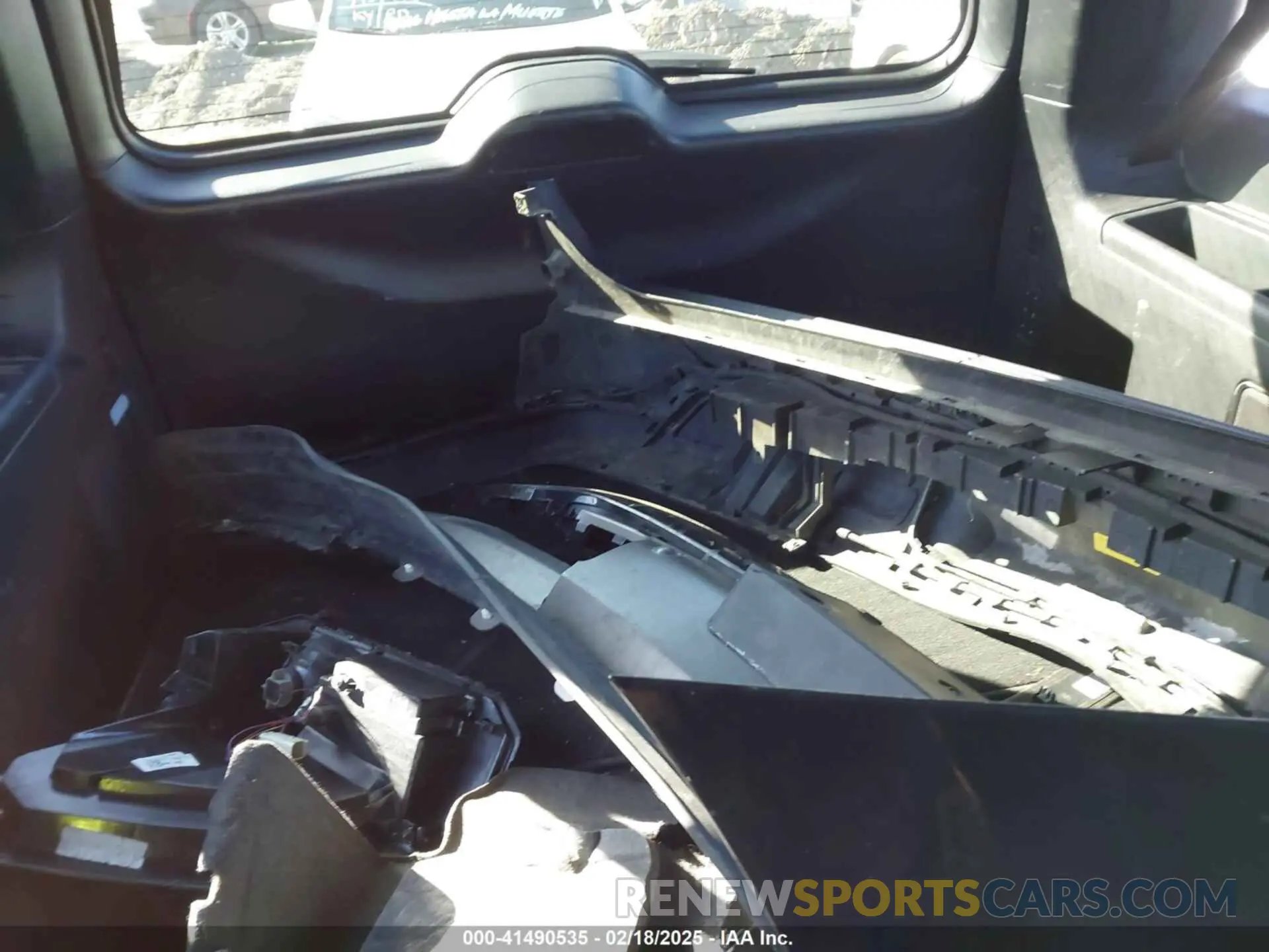 12 Photograph of a damaged car 1FMJK2AT4KEA00121 FORD EXPEDITION MAX 2019