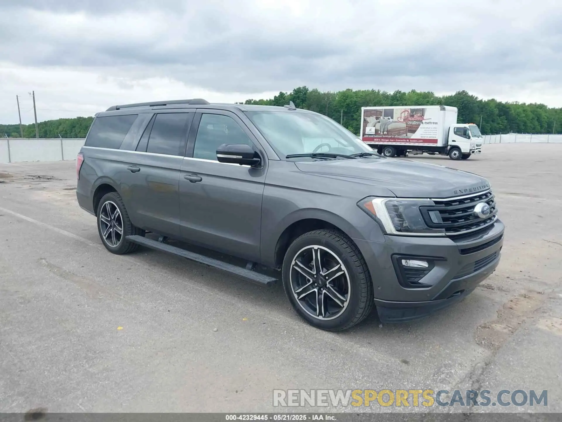 1 Photograph of a damaged car 1FMJK2AT5KEA03755 FORD EXPEDITION MAX 2019