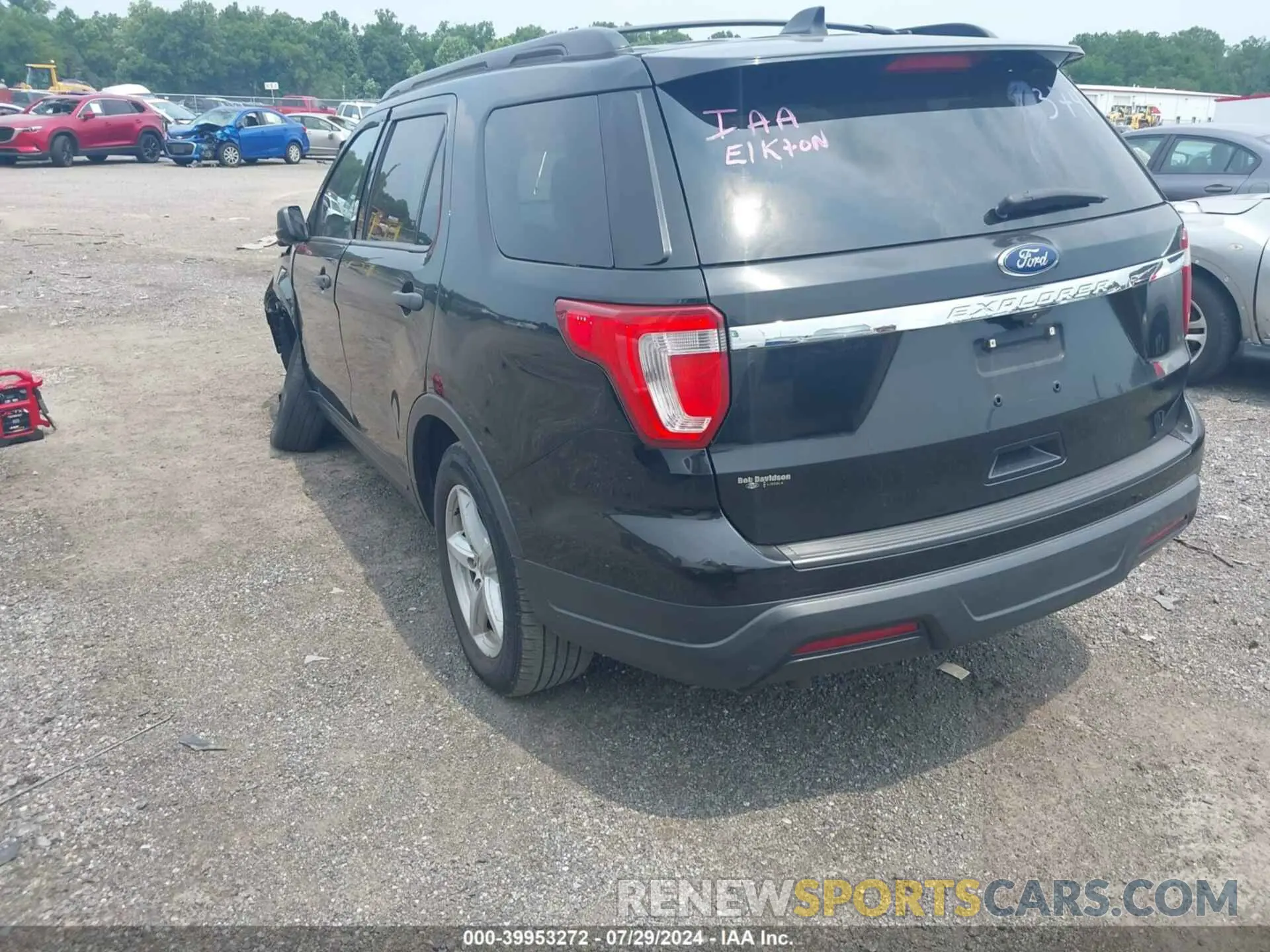 3 Photograph of a damaged car 1FM5K7B81JGB83747 FORD EXPLORER 2018